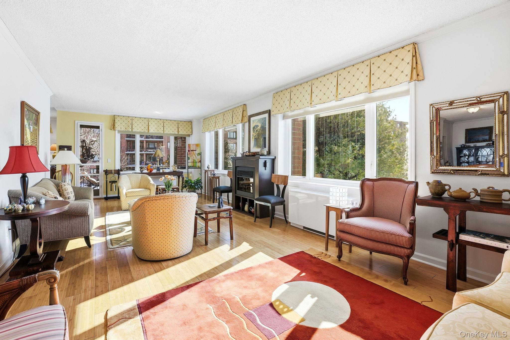 16 Rockledge Avenue 2e2 Property Photo 12