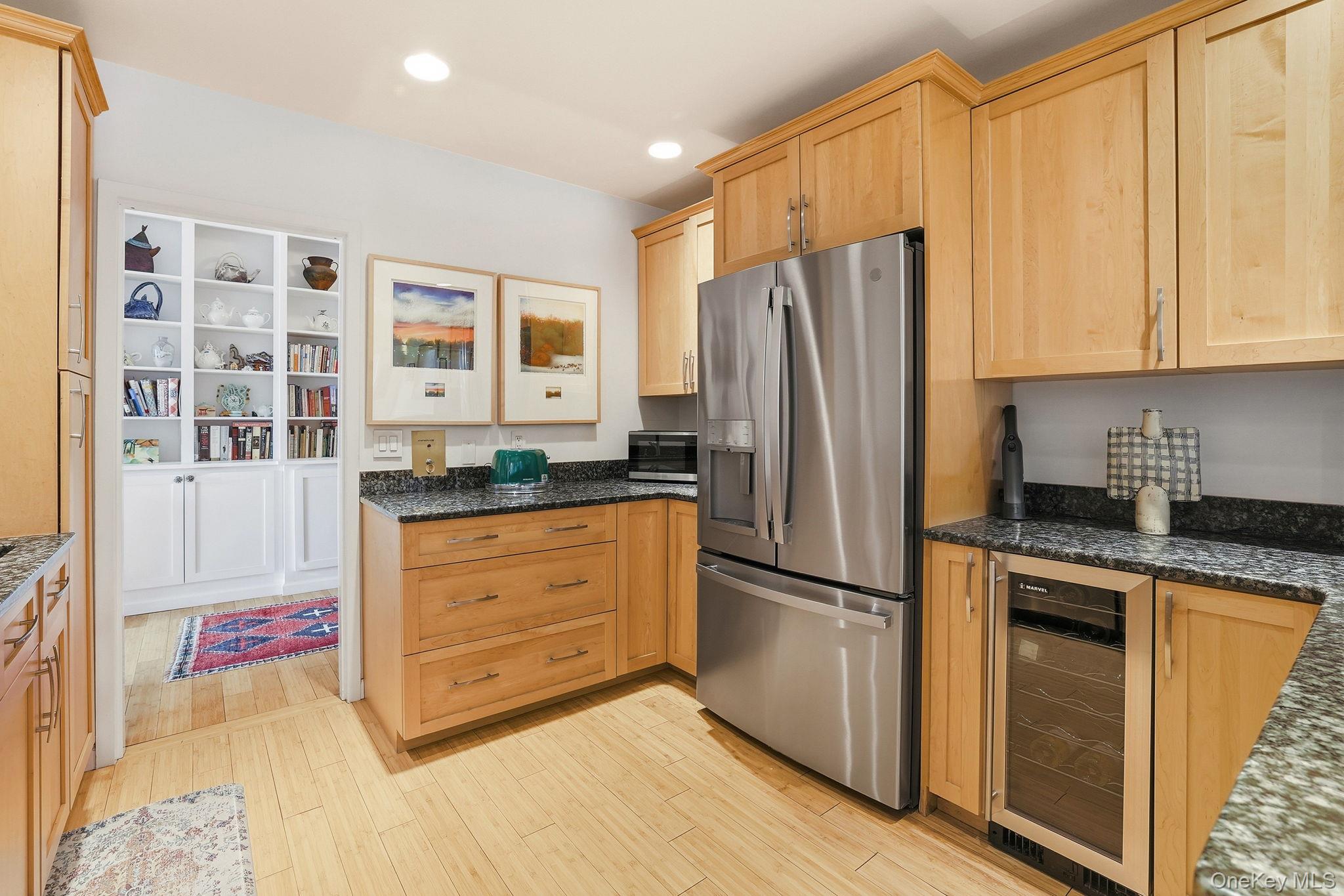 16 Rockledge Avenue 2e2 Property Photo 22