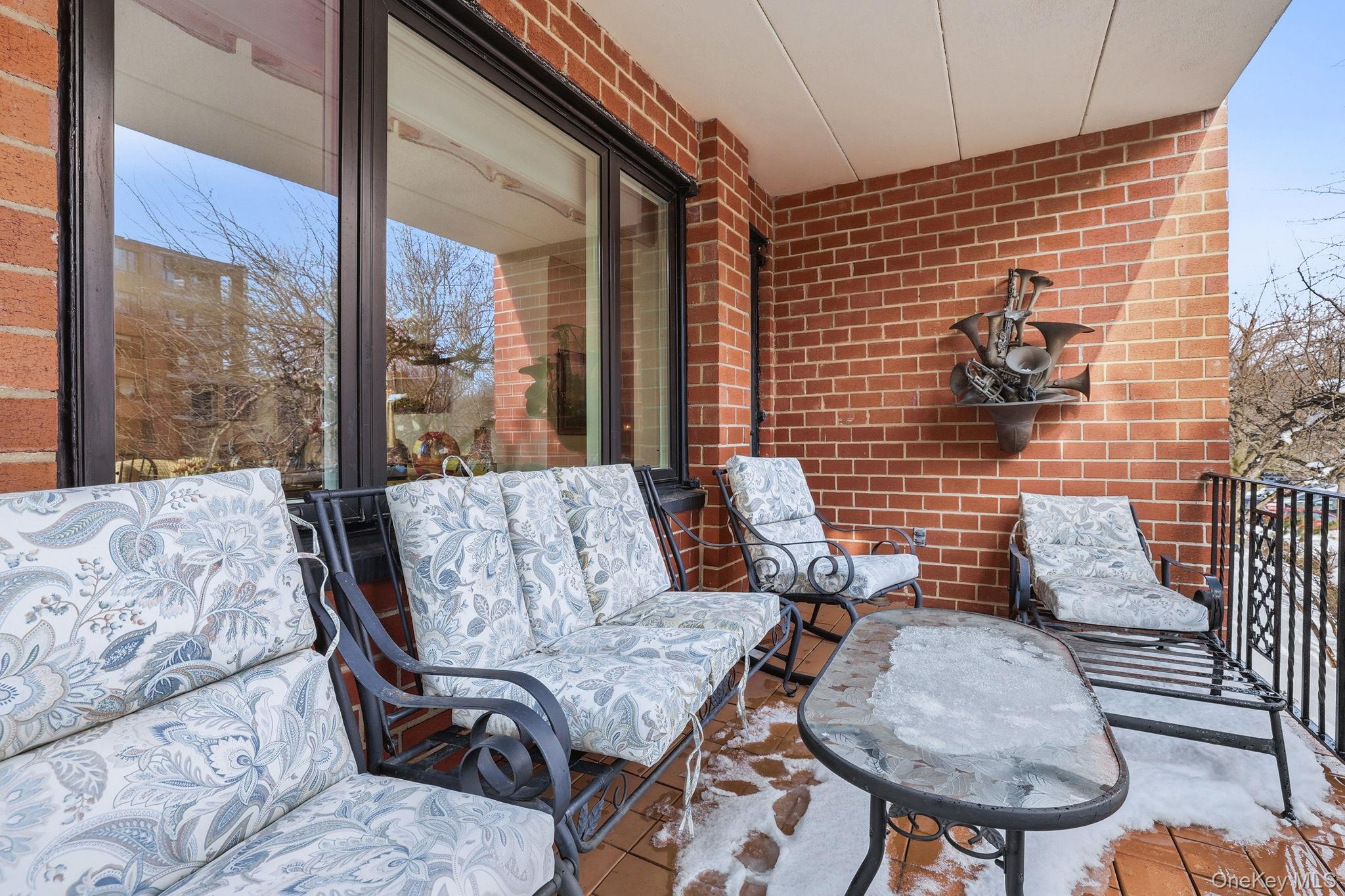 16 Rockledge Avenue 2e2 Property Photo 36