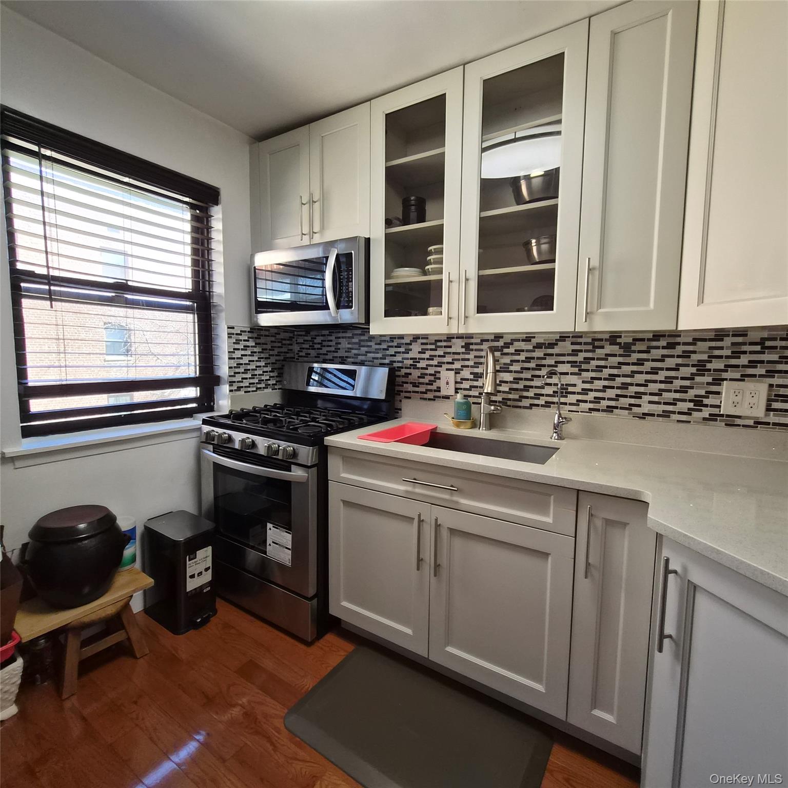 46-41 215 Street 2b Property Photo 8