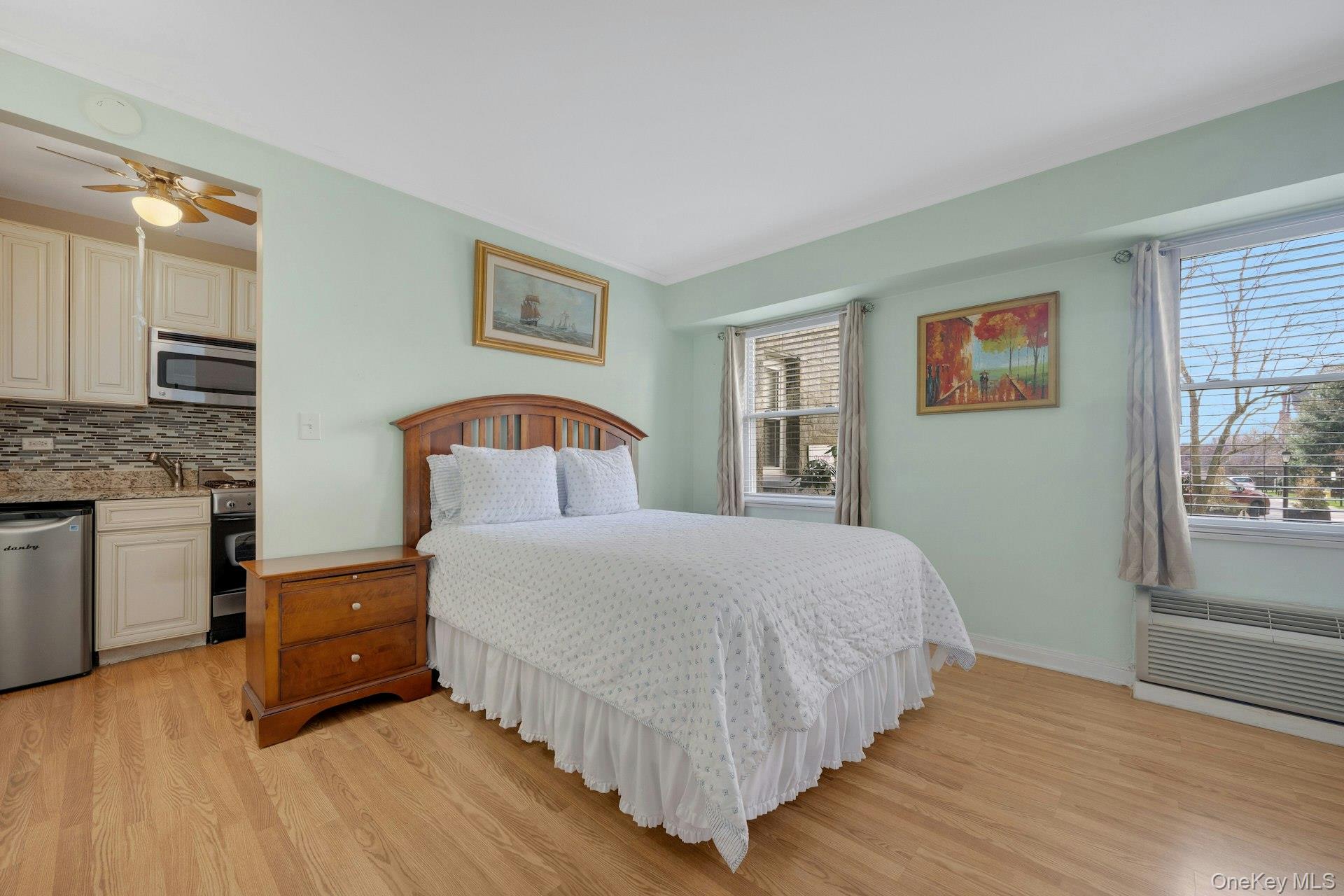 1 Stoneleigh Plaza 1t Property Photo 11
