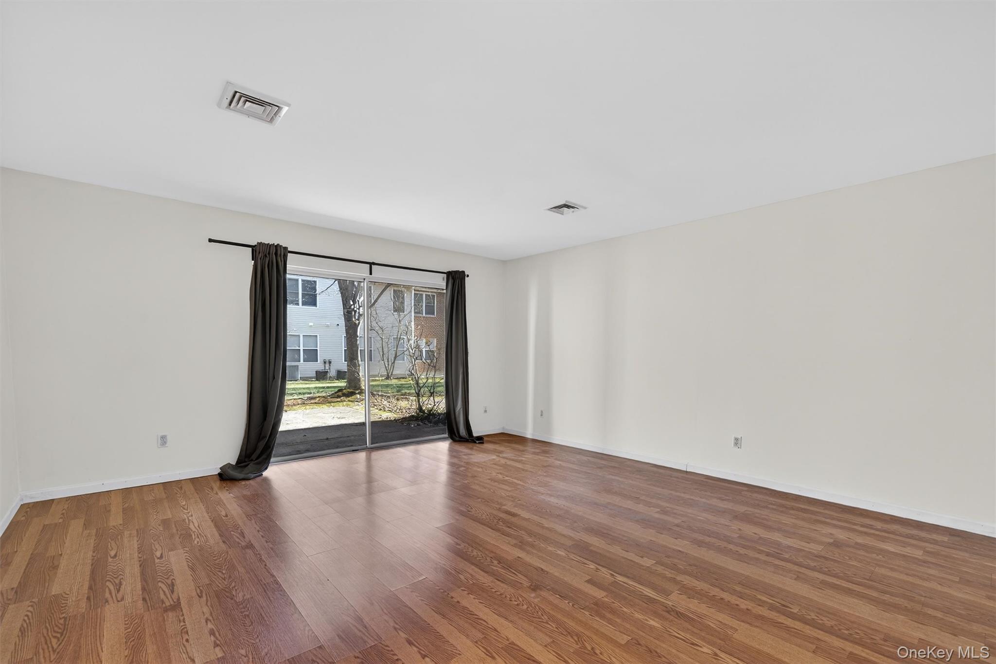 51 Deer Ct Drive Property Photo 8