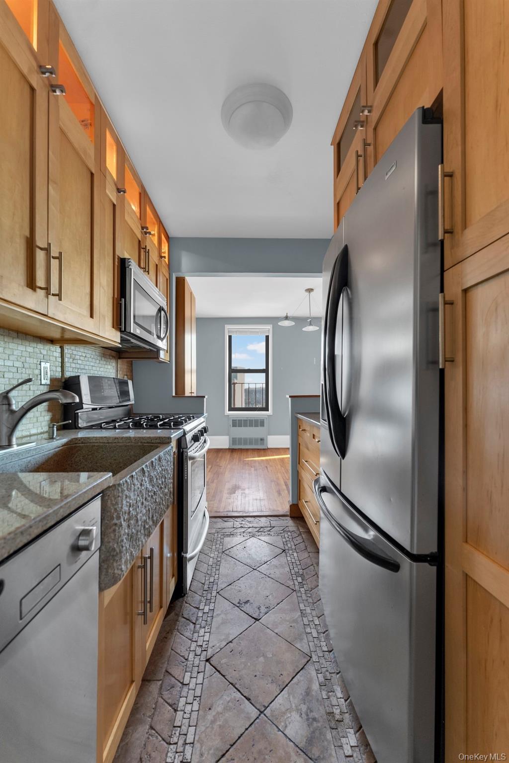 2015 Saint Paul Avenue 6i Property Photo 2
