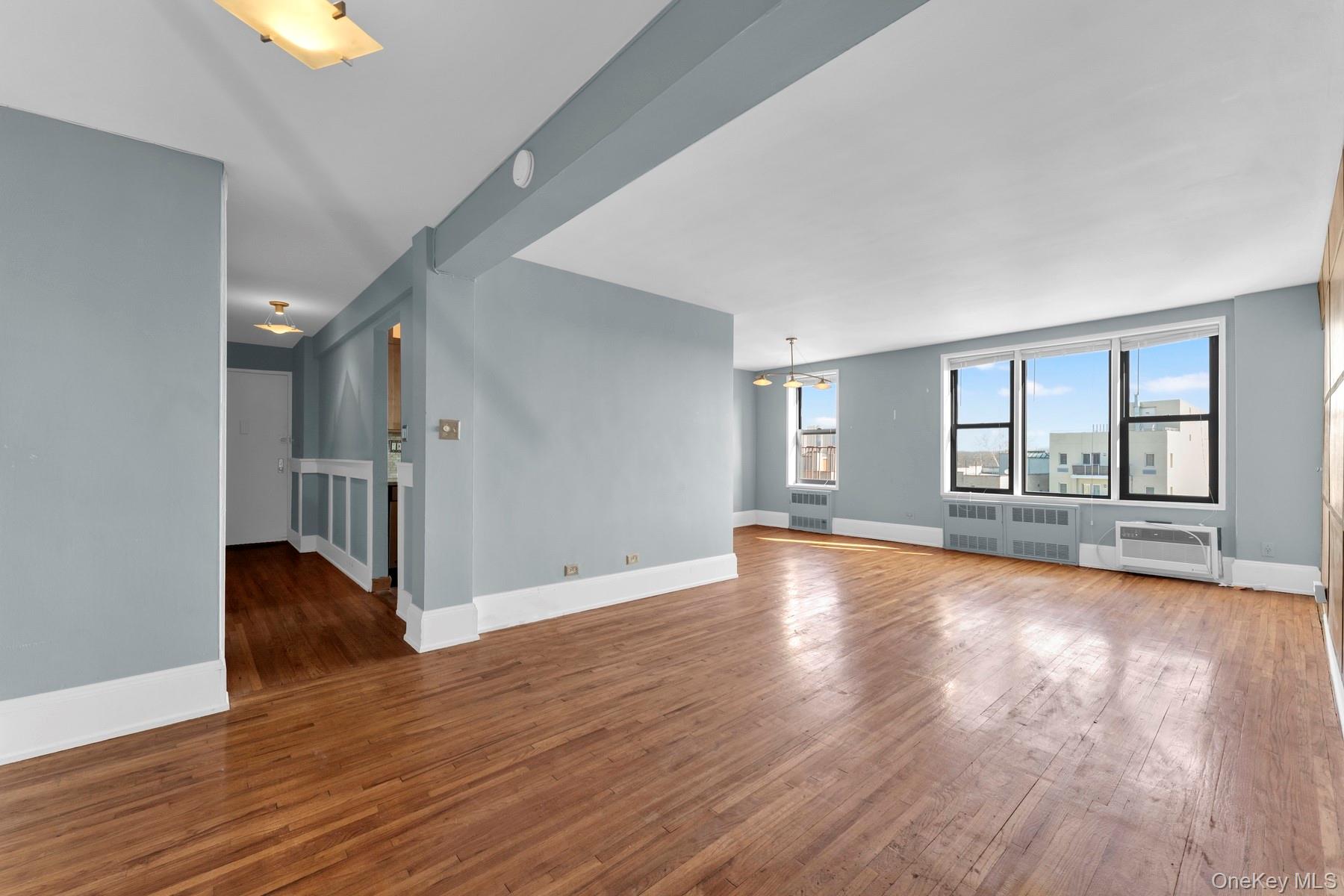 2015 Saint Paul Avenue 6i Property Photo 3