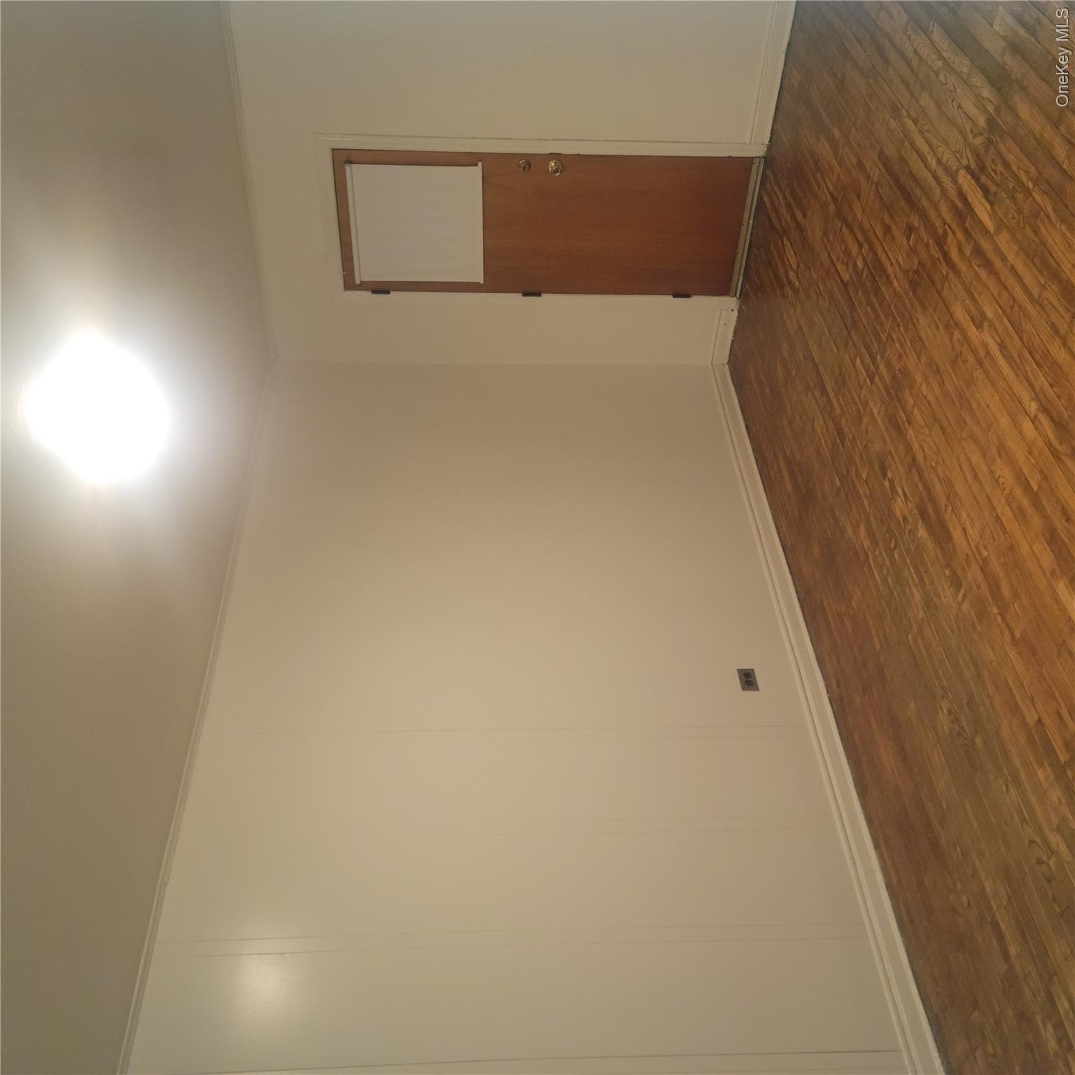 9310 177th Street Property Photo 4