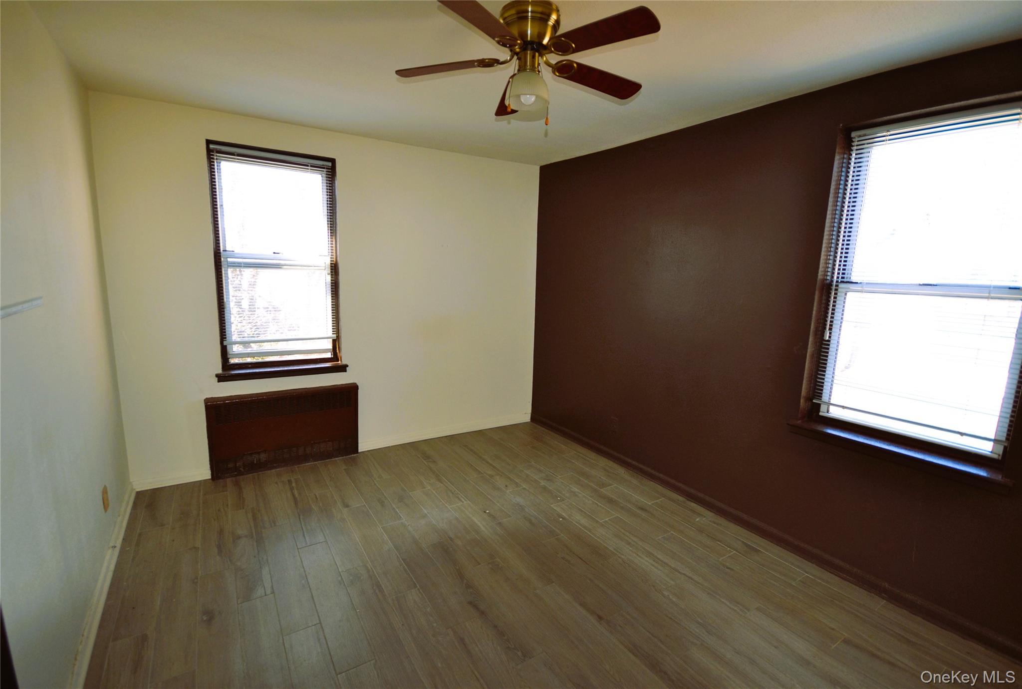 247 Parkview Avenue 6m Property Photo 9