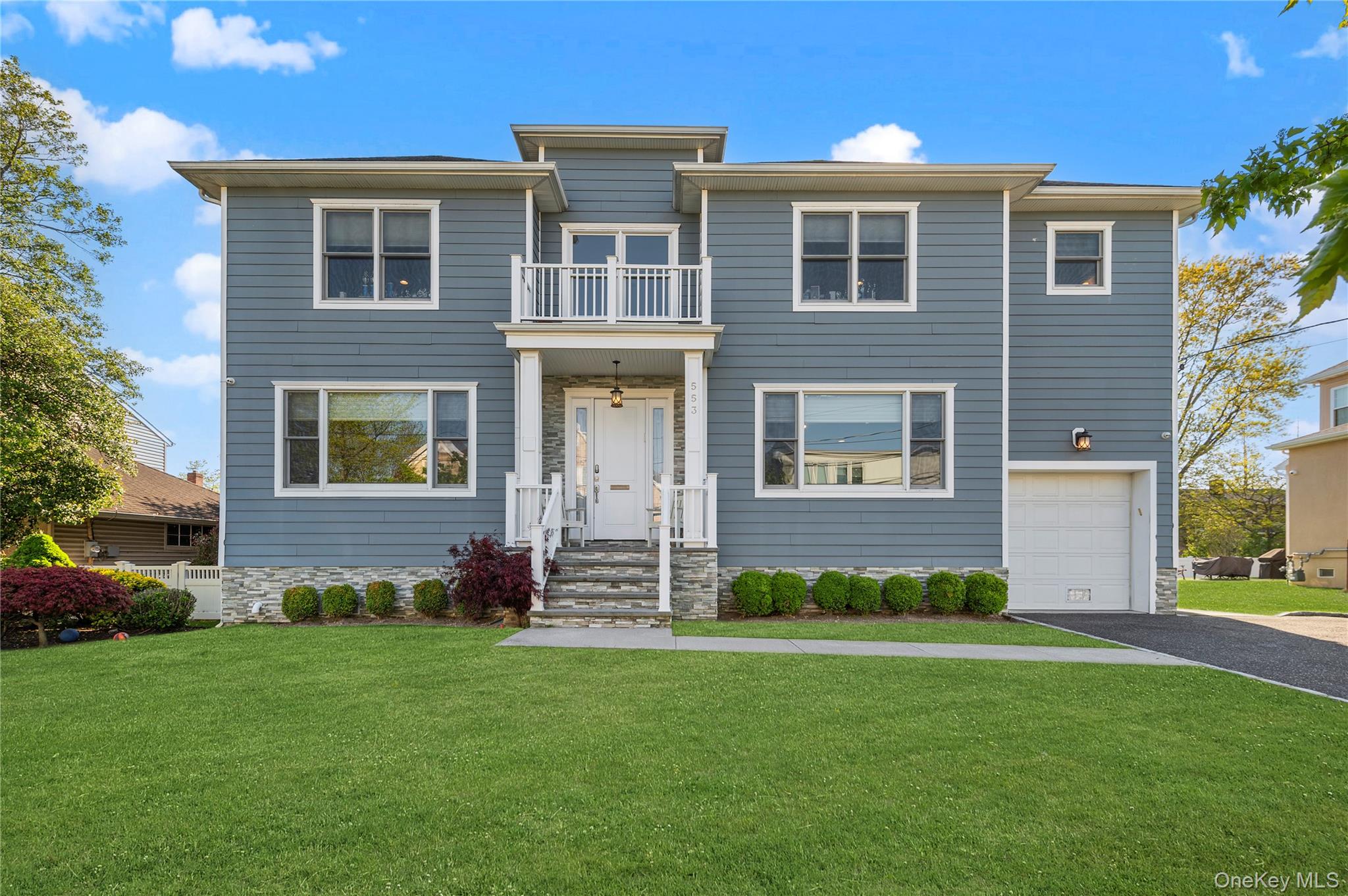 553 Derby Avenue Property Photo 1