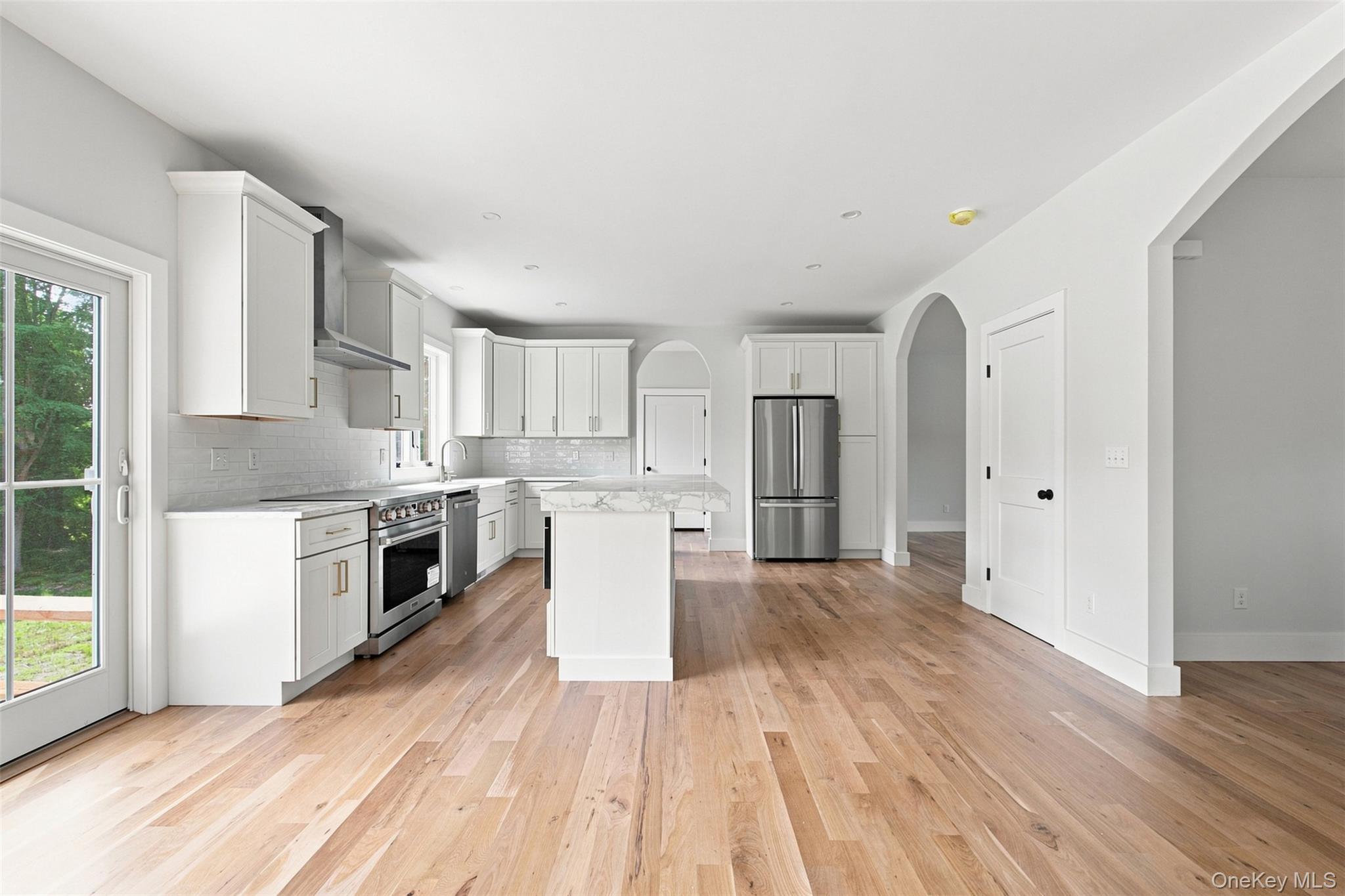 240 Mahopac Avenue Property Photo 4