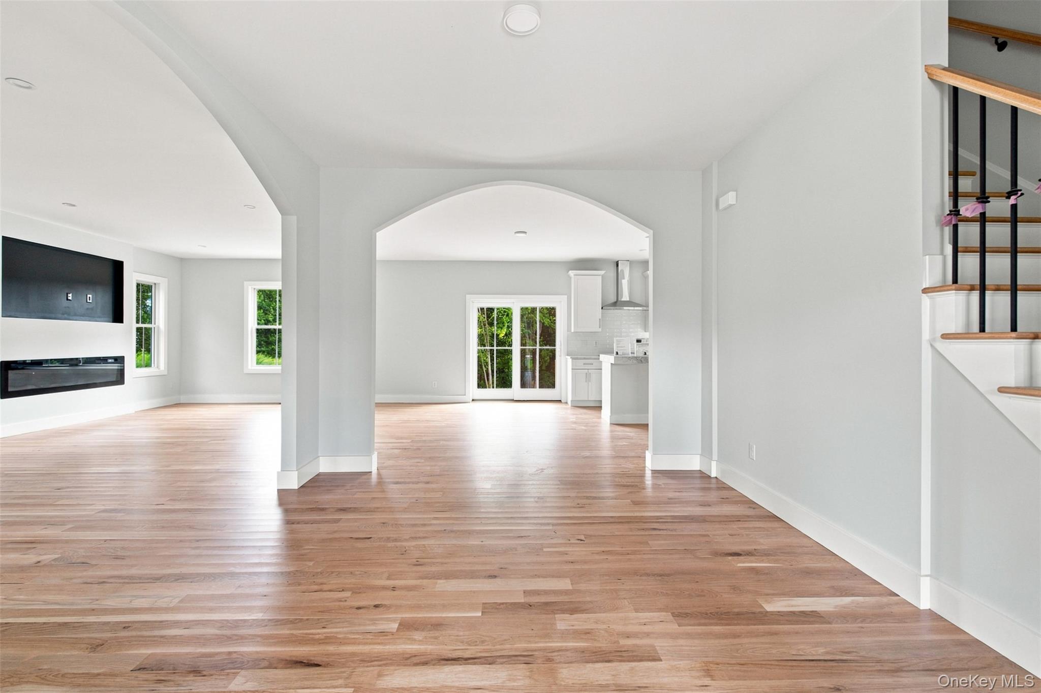 240 Mahopac Avenue Property Photo 10