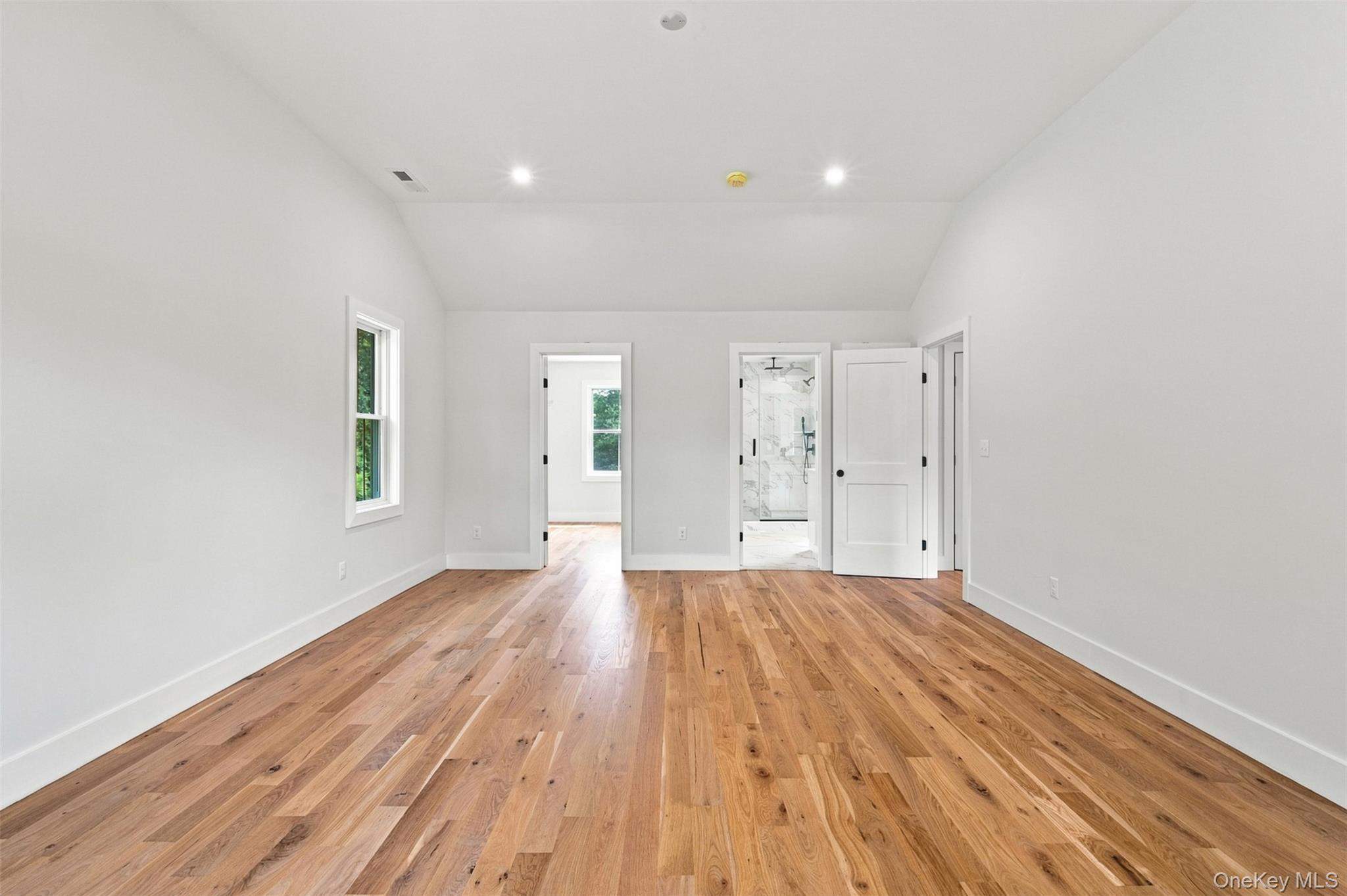 240 Mahopac Avenue Property Photo 16