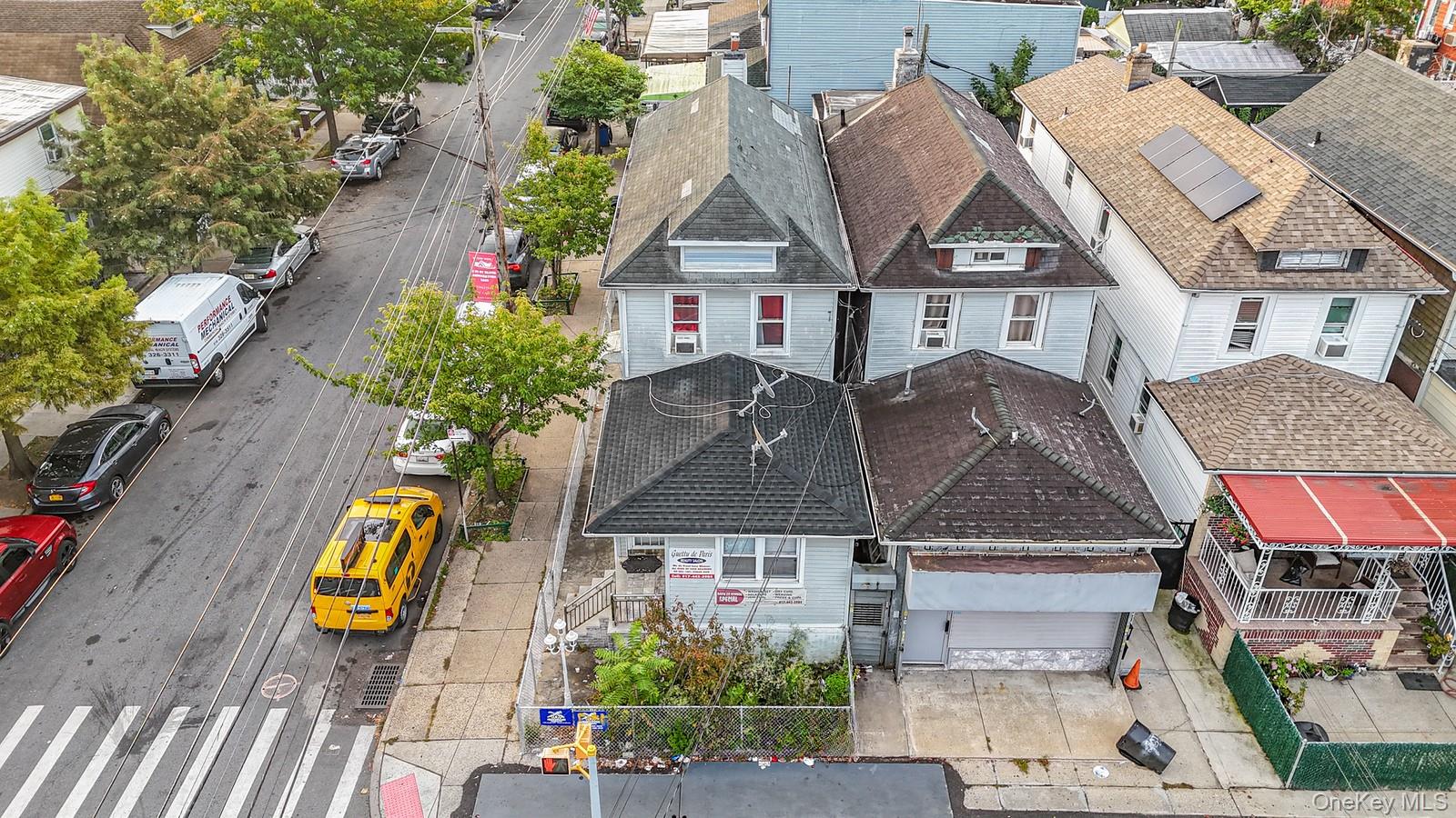9024 Avenue L Property Photo 1
