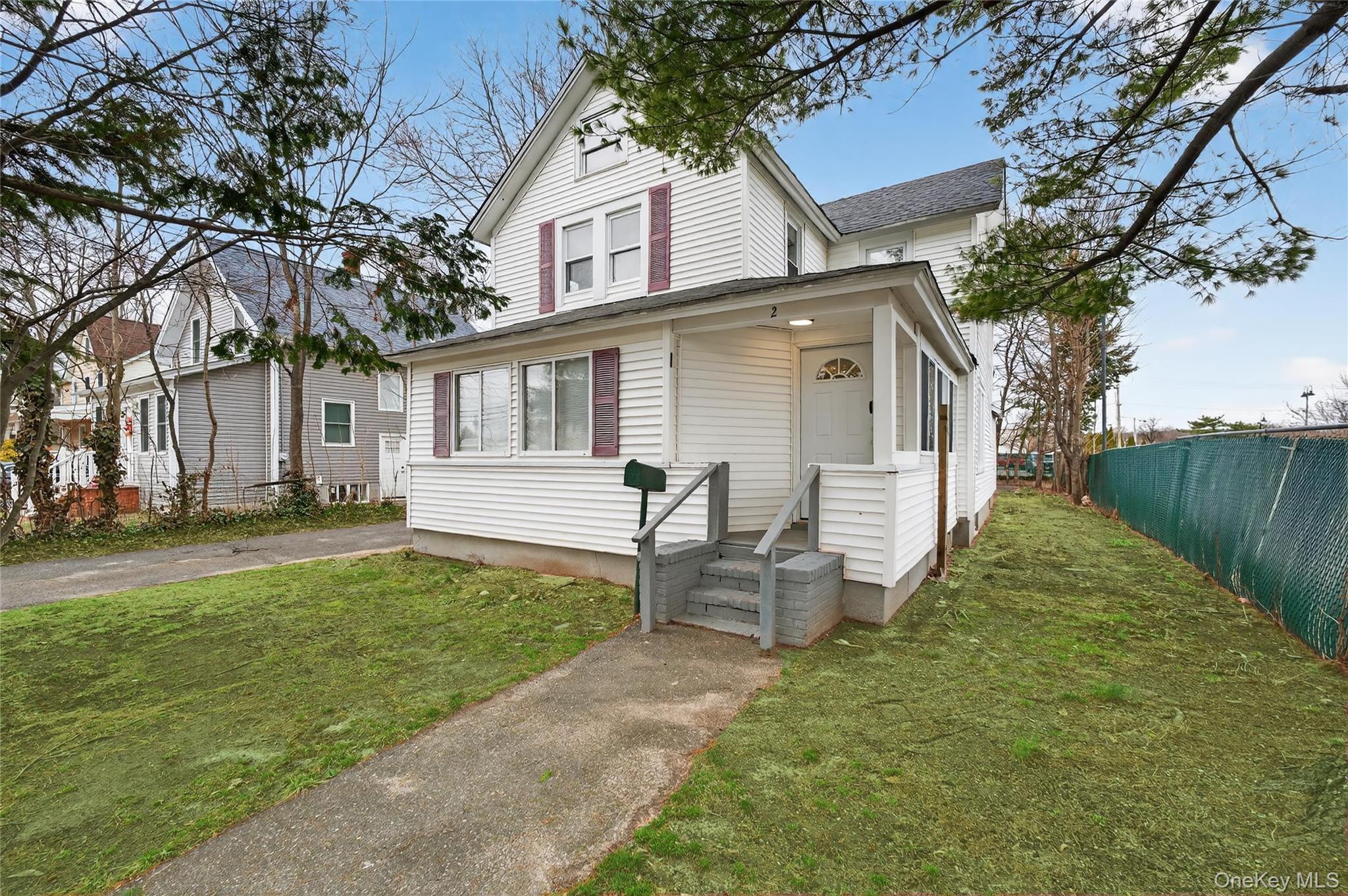 21 Maple Avenue Property Photo 1