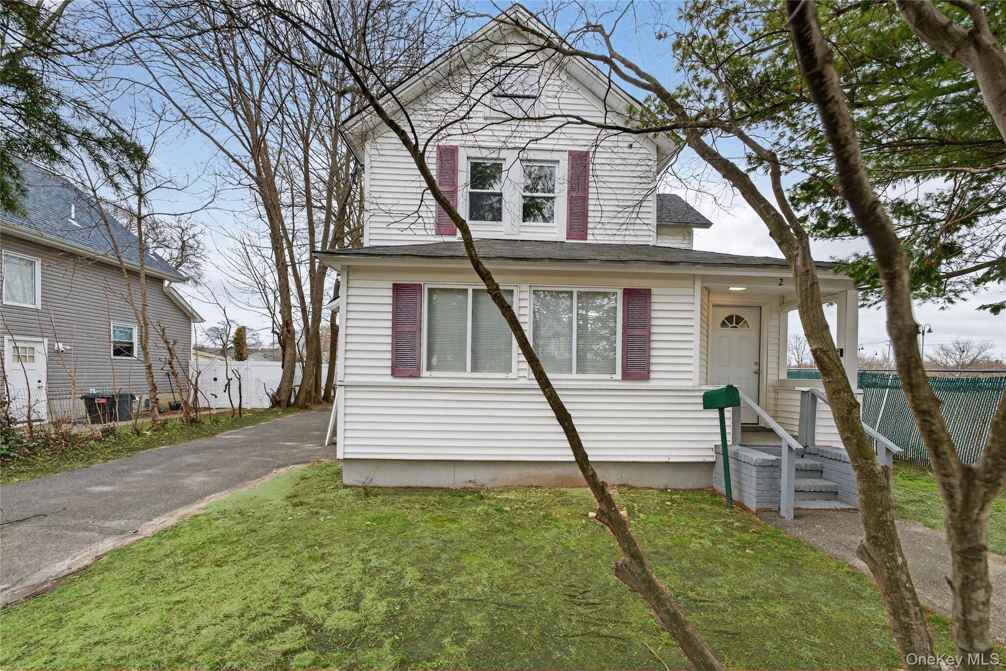 21 Maple Avenue Property Photo 4