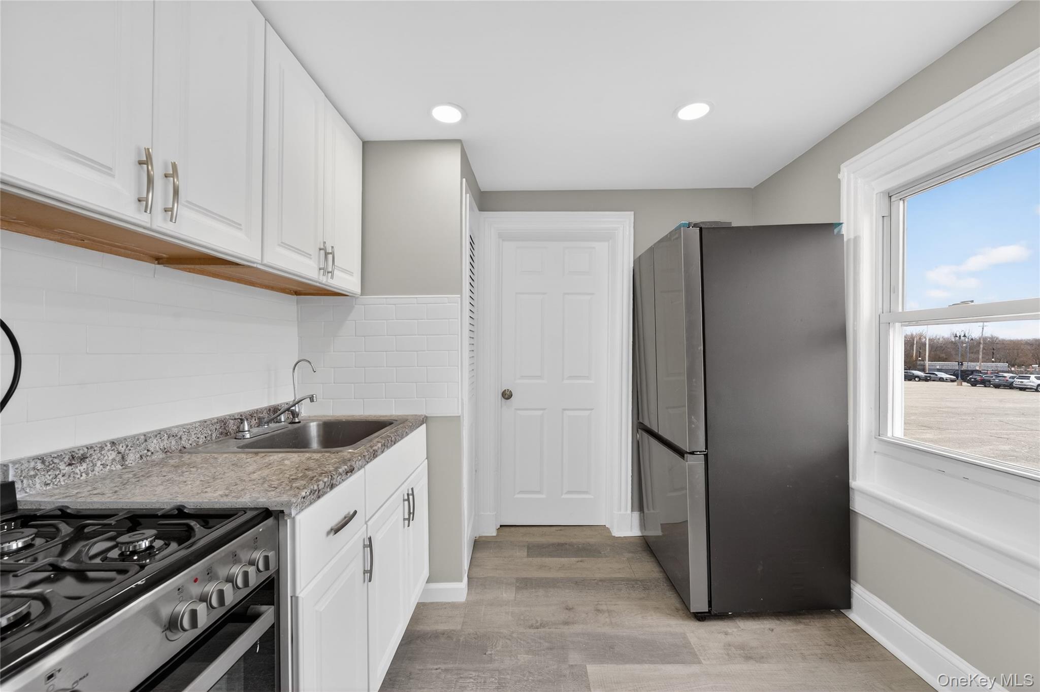 21 Maple Avenue Property Photo 15