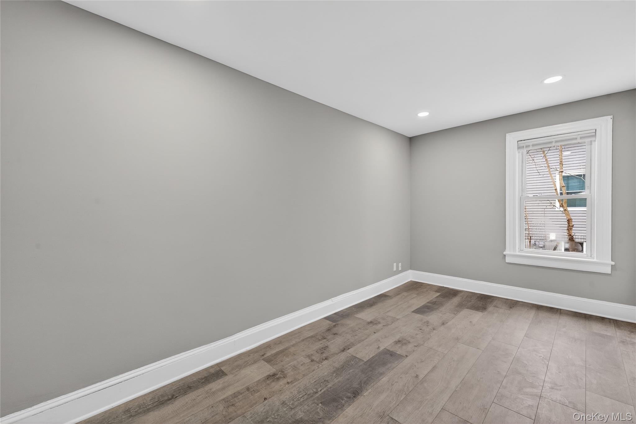 21 Maple Avenue Property Photo 27