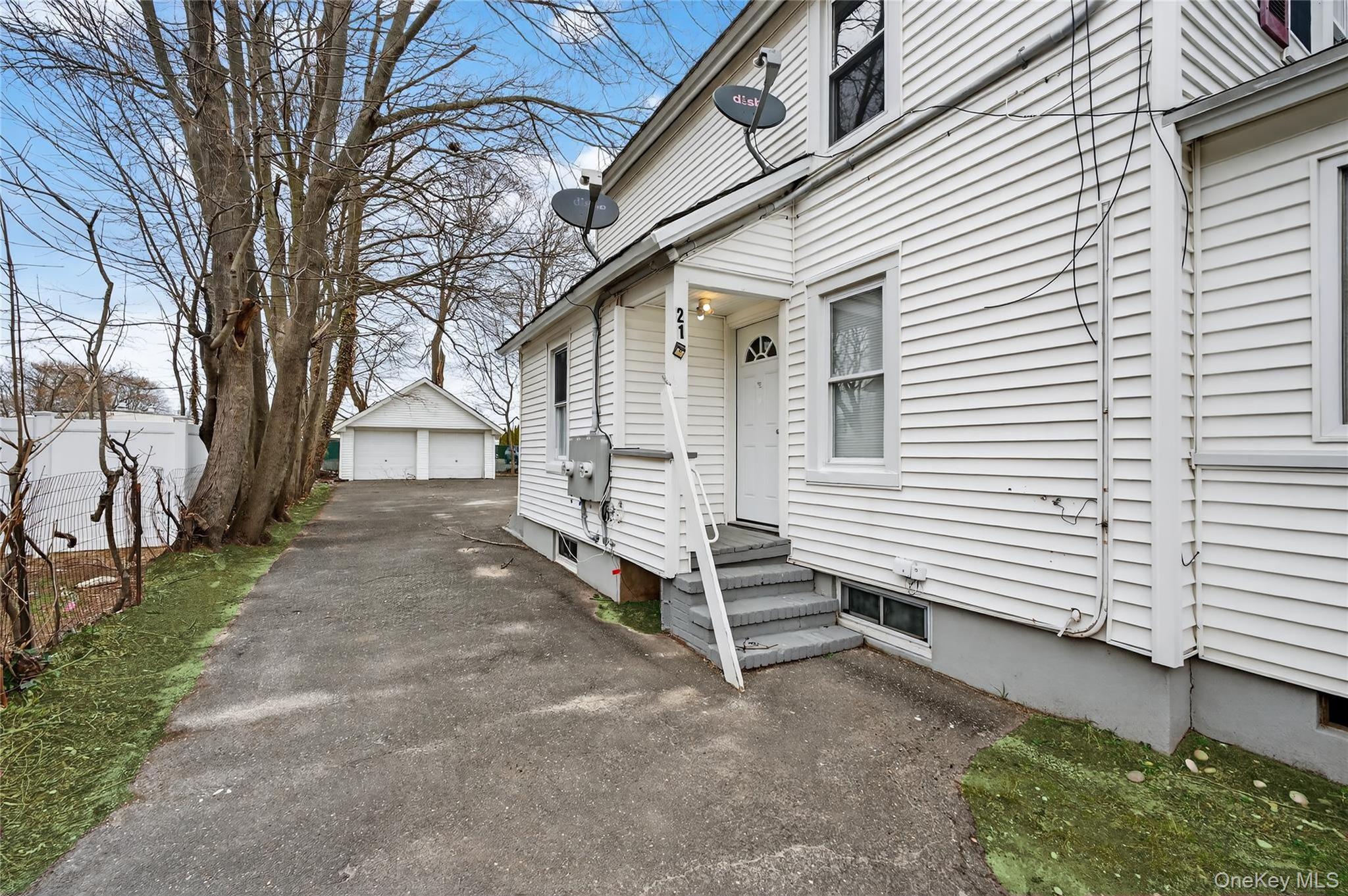 21 Maple Avenue Property Photo 35