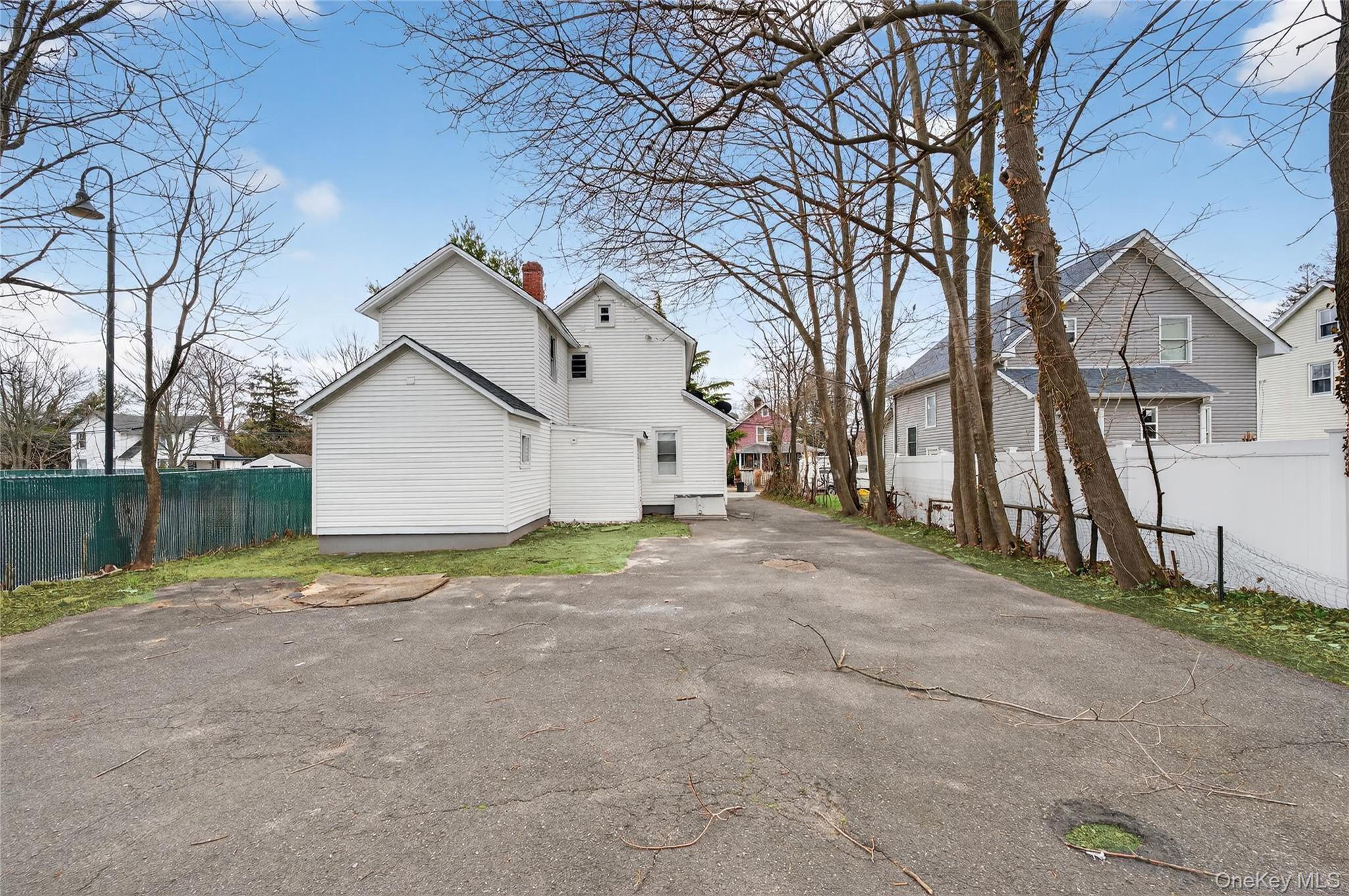 21 Maple Avenue Property Photo 38