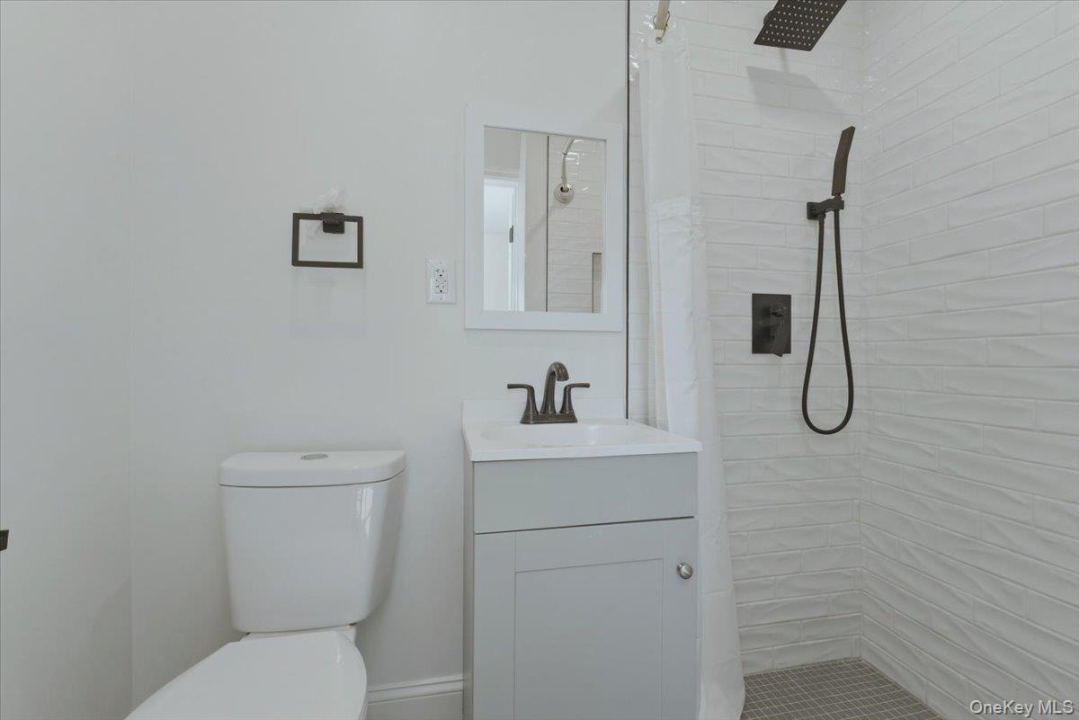 1895 Park Street Property Photo 14