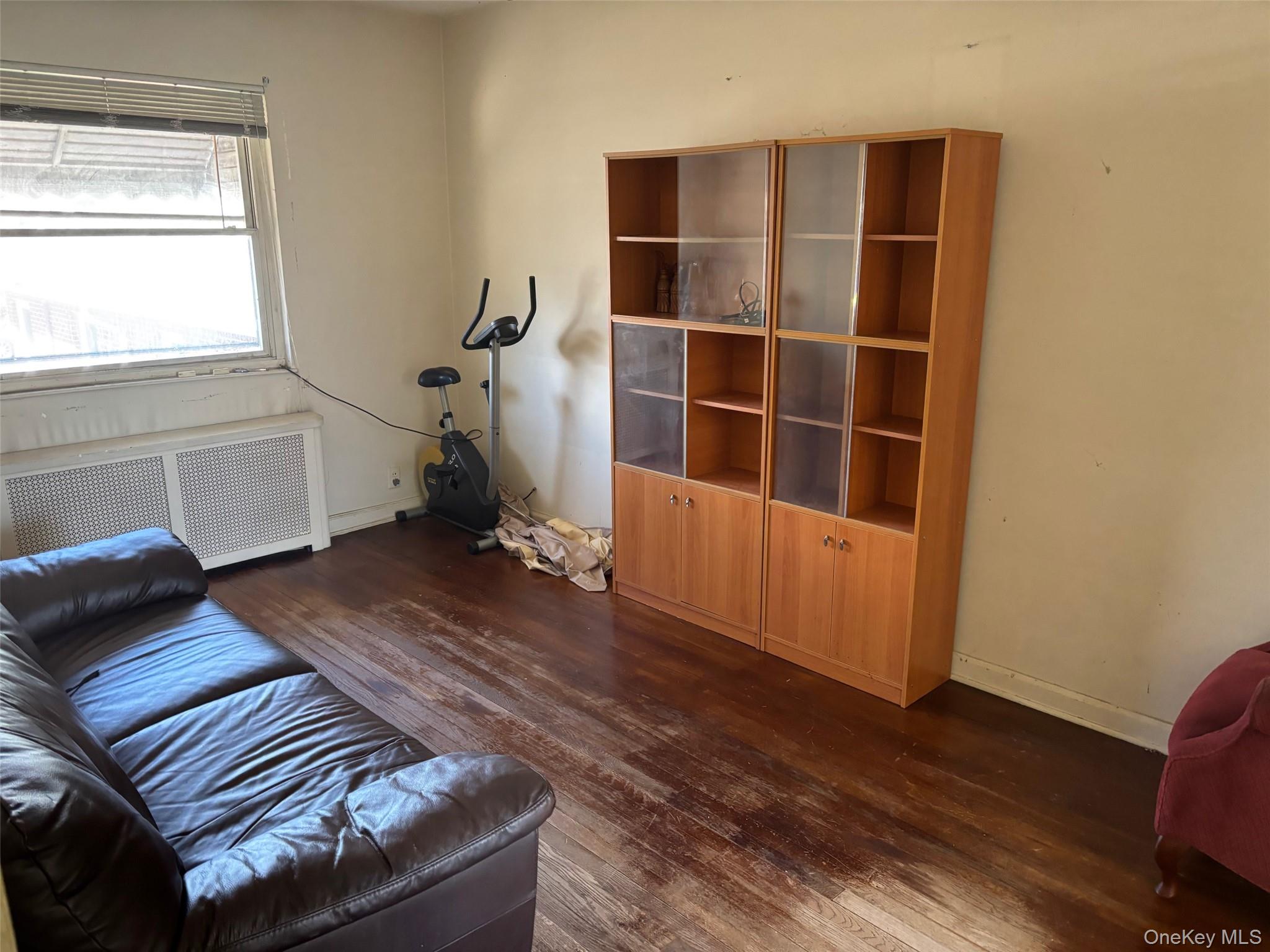 12212 6th Avenue Property Photo 6