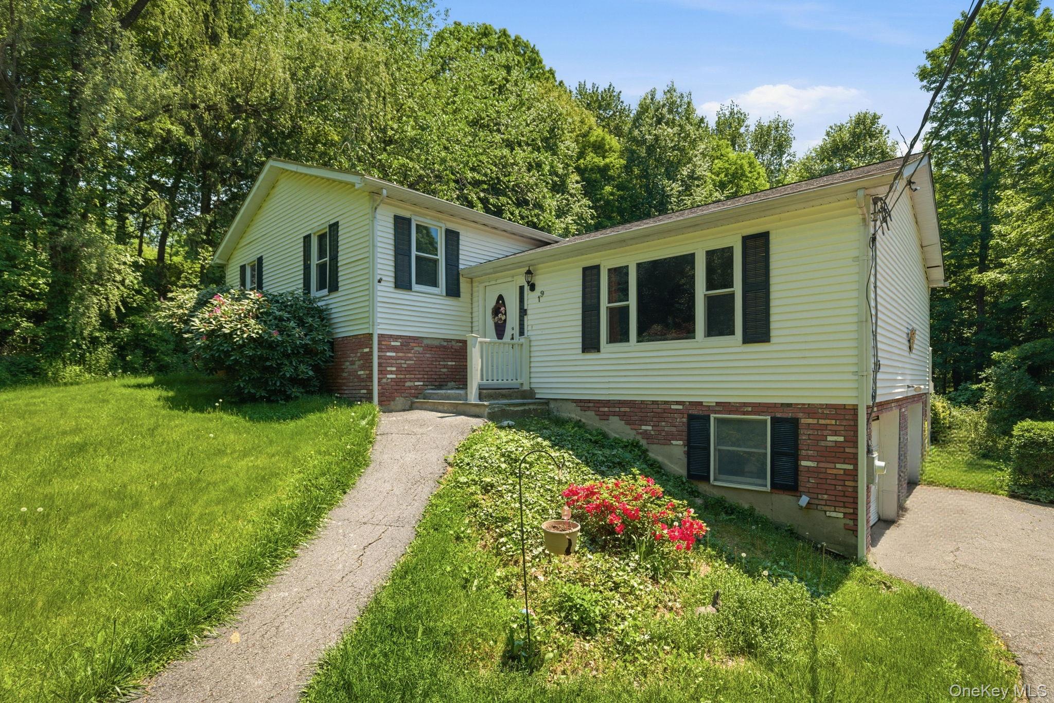 19 Taurat Place Property Photo 32