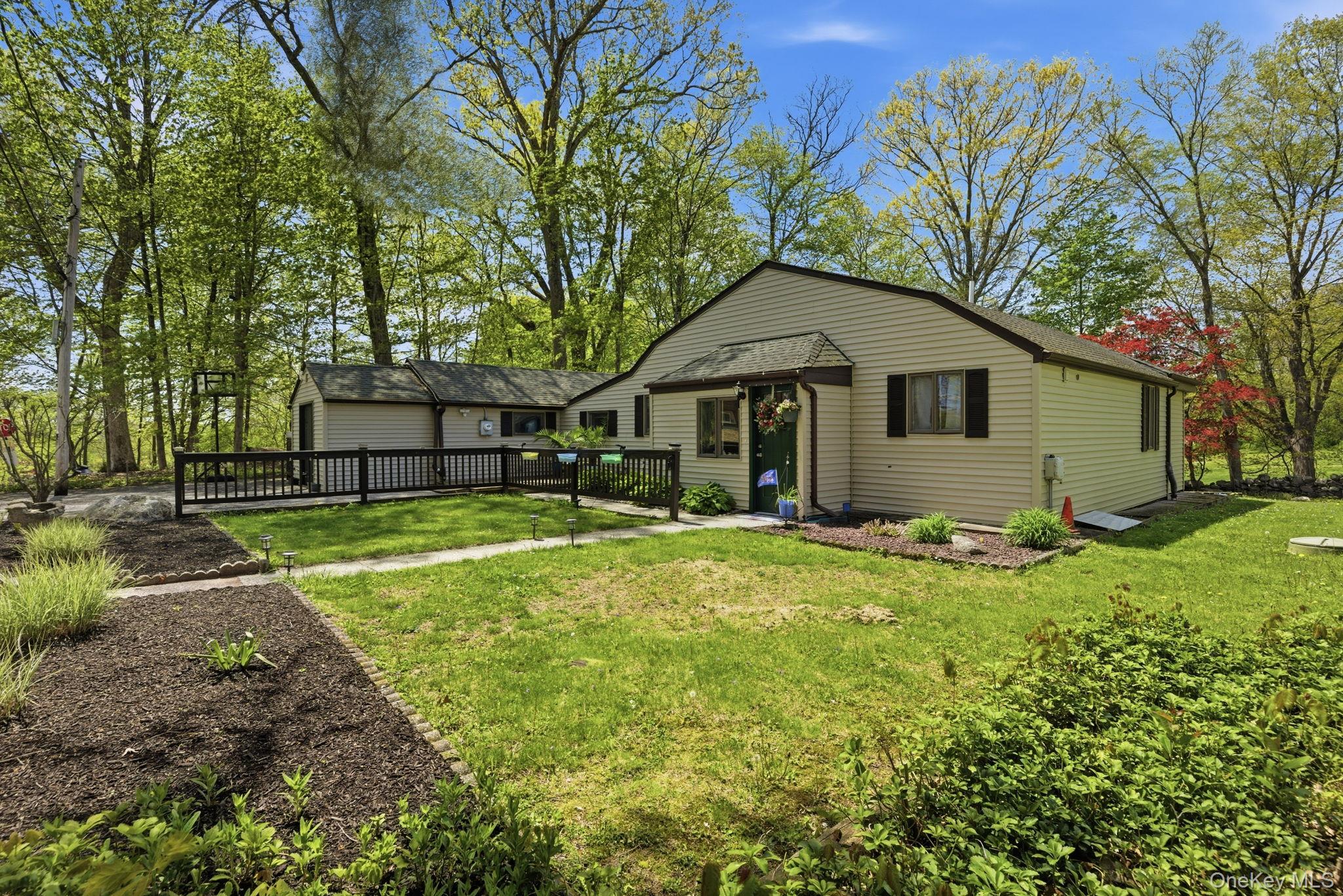 16 Sunset Place Property Photo 33