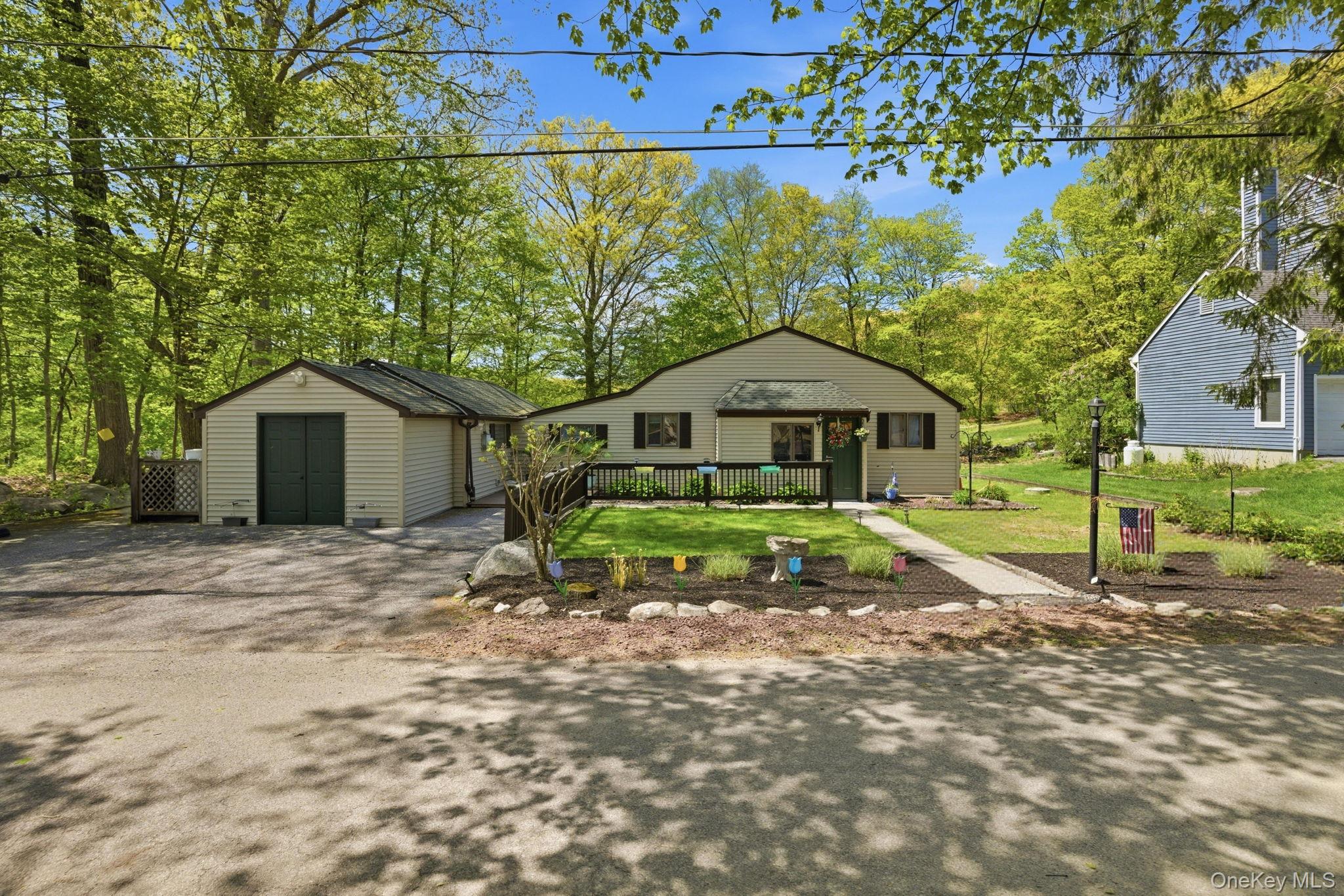 16 Sunset Place Property Photo 34