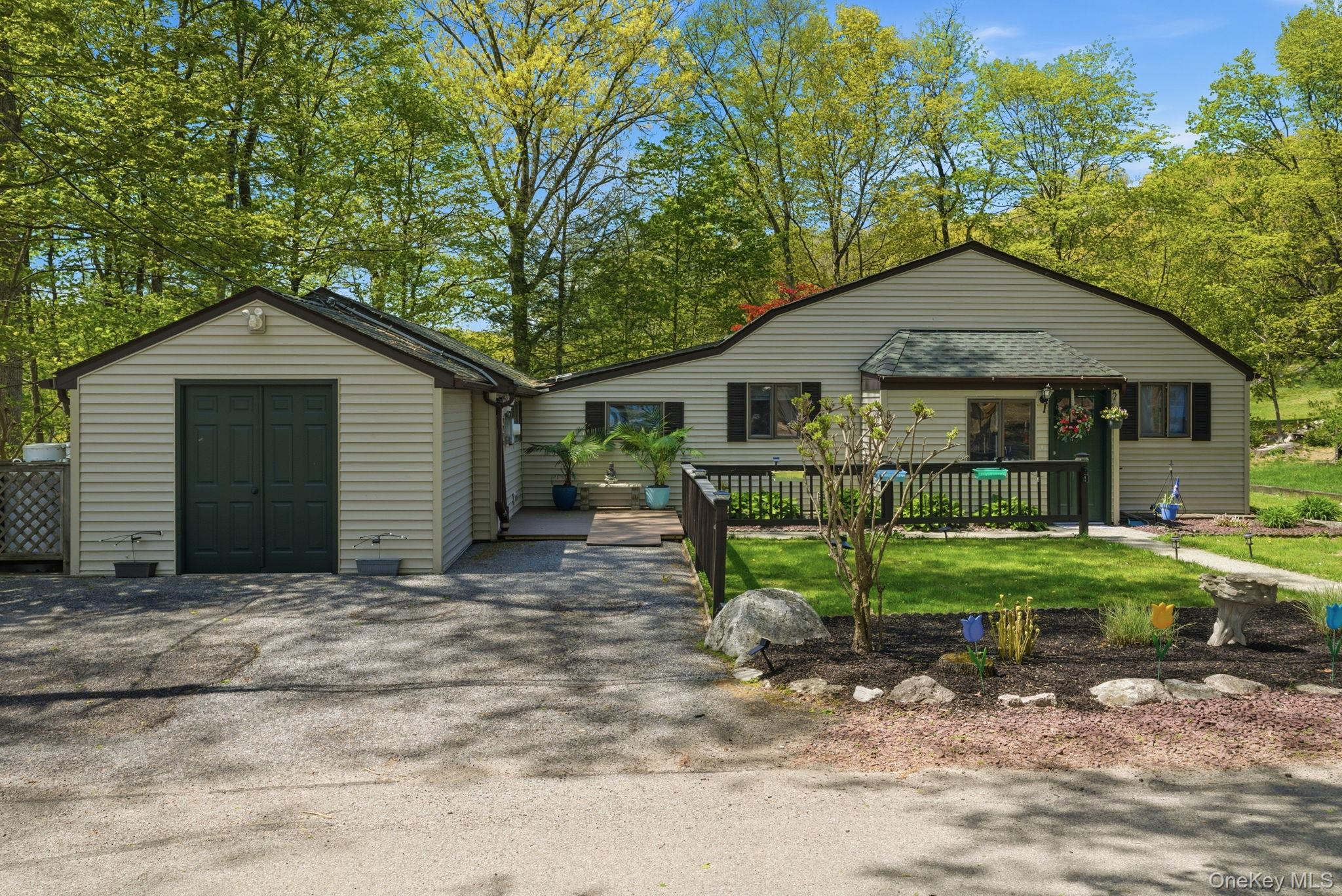 16 Sunset Place Property Photo 35
