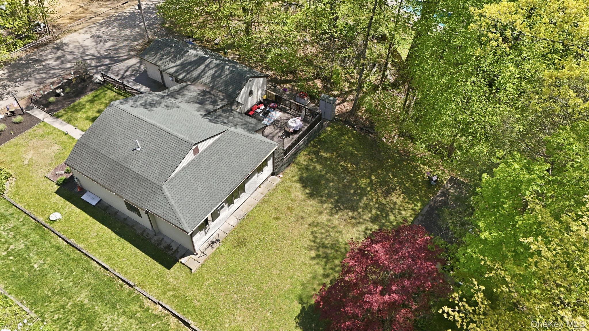 16 Sunset Place Property Photo 36