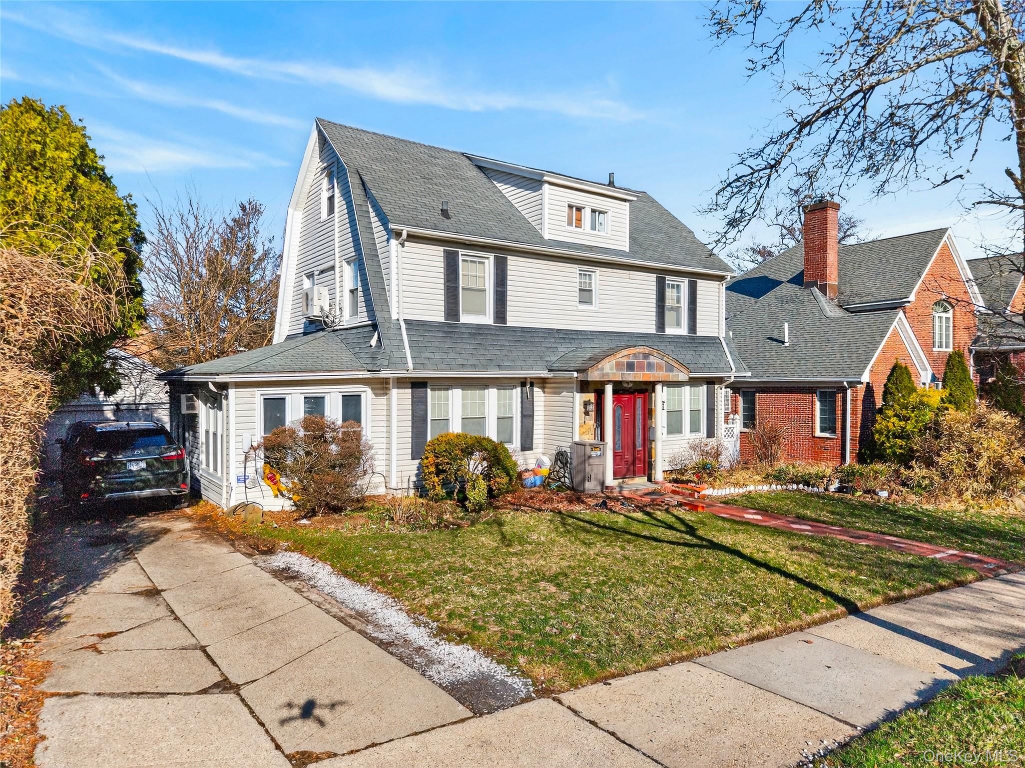 35-20 165th Street Property Photo 1