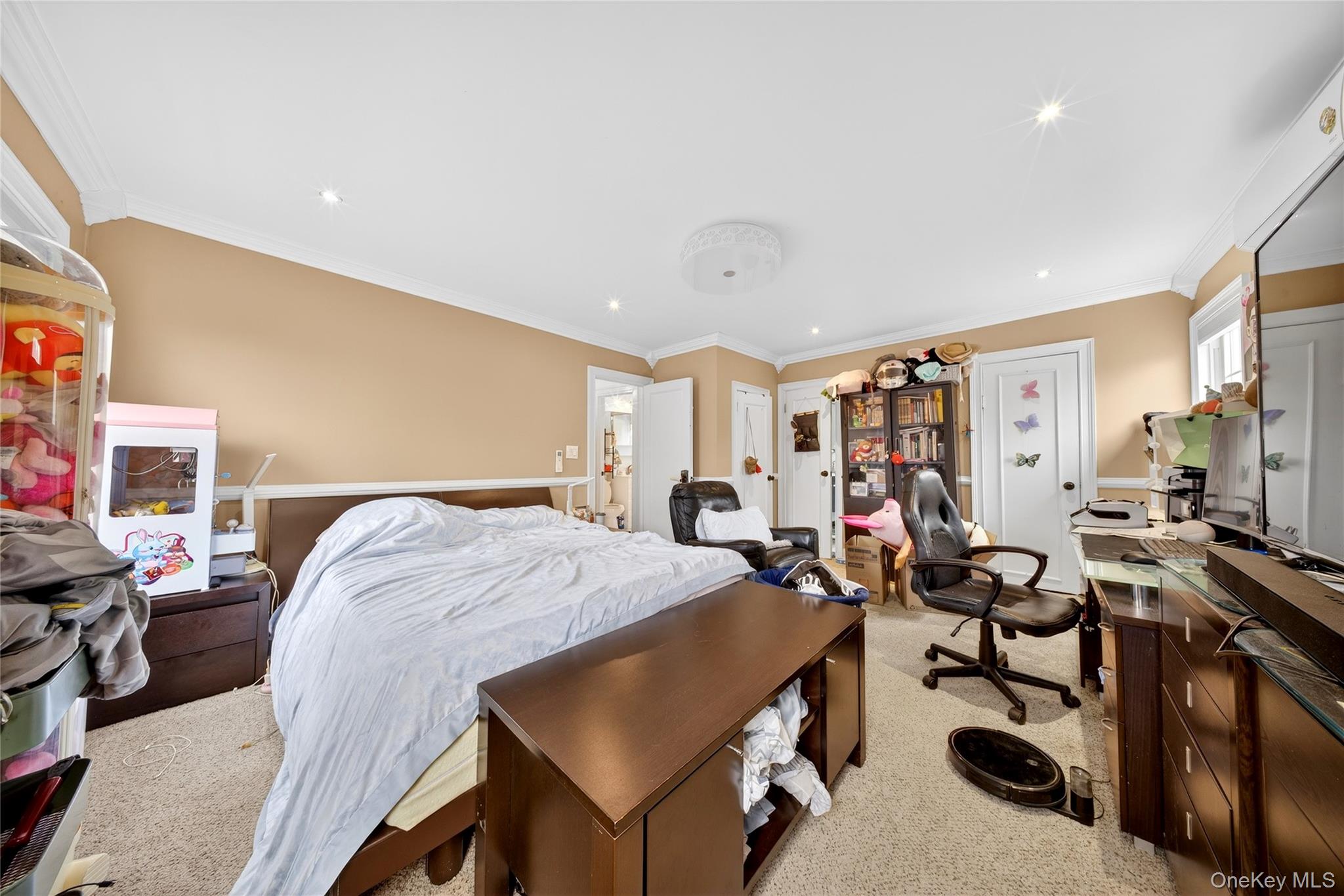 35-20 165th Street Property Photo 33