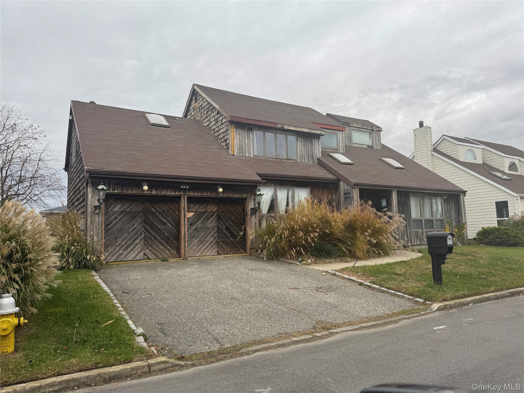 815 Anthony Drive Property Photo 1