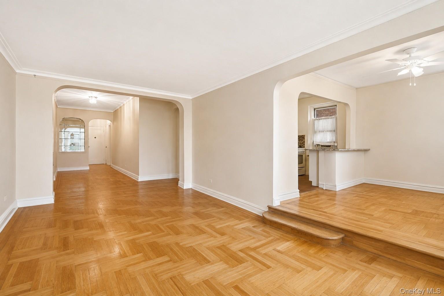 601 Pelham Parkway 106 Property Photo 1