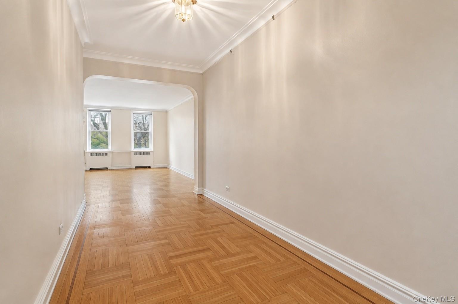 601 Pelham Parkway 106 Property Photo 2