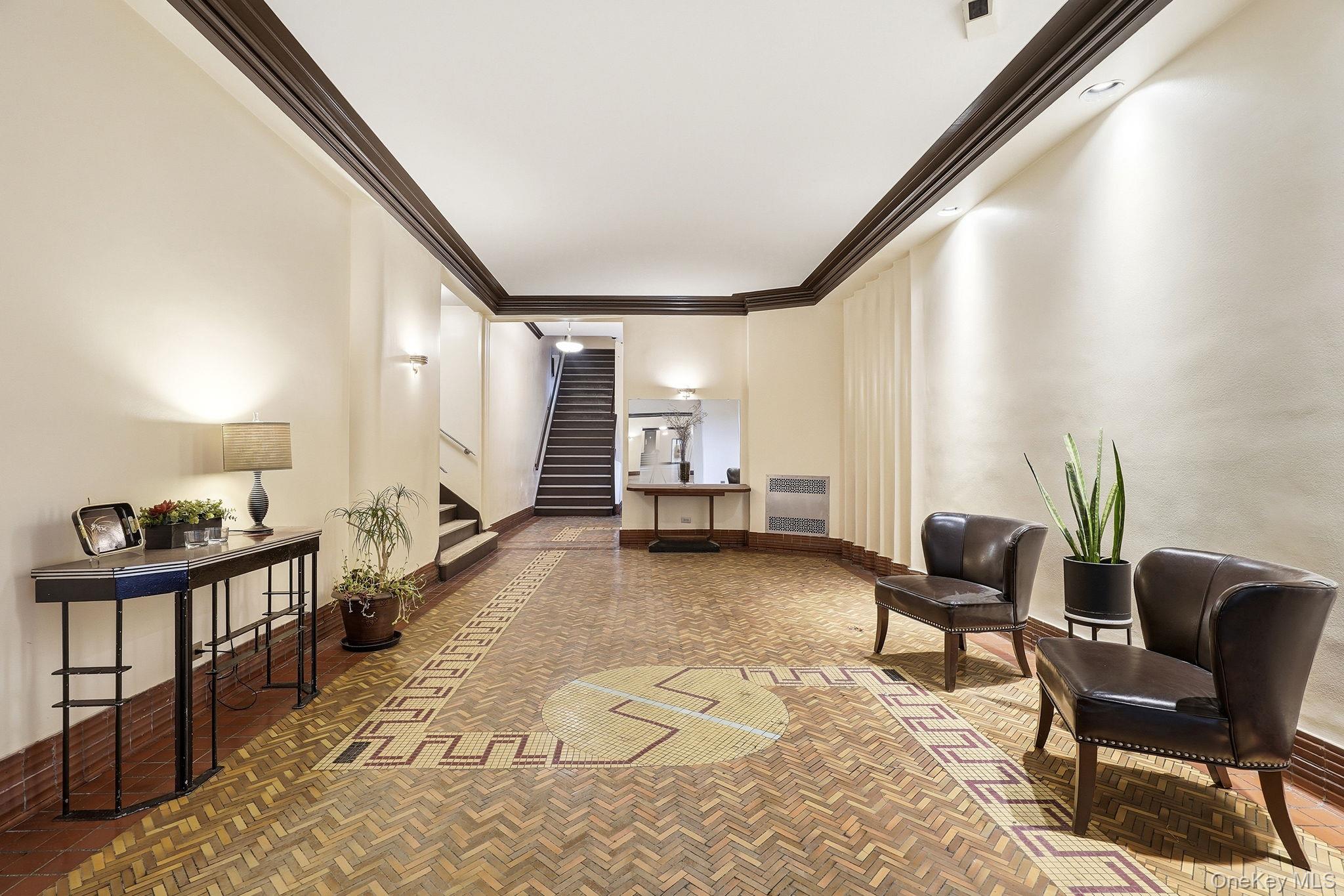 601 Pelham Parkway 106 Property Photo 22