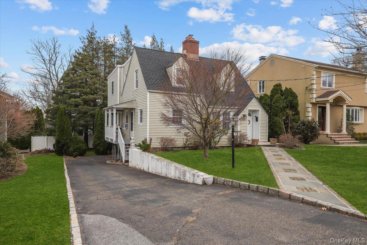 74 White Road Property Photo 2