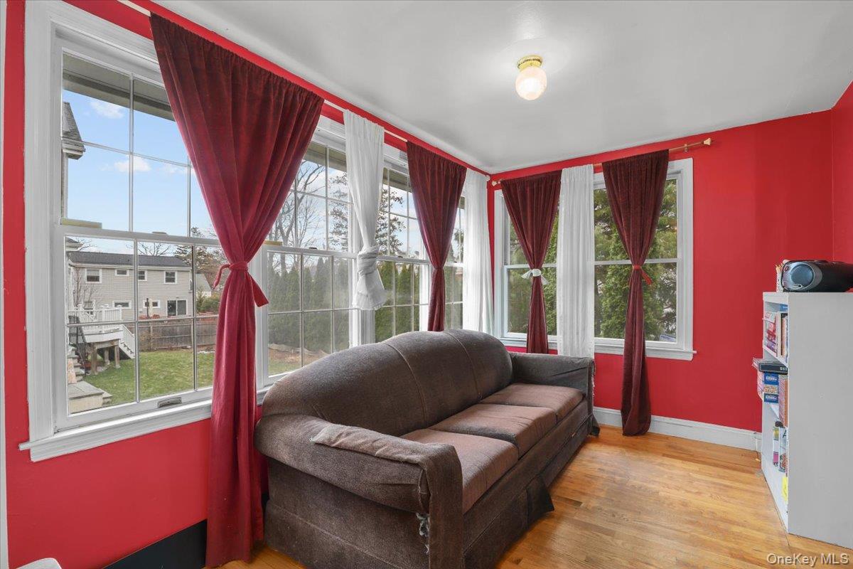 74 White Road Property Photo 10