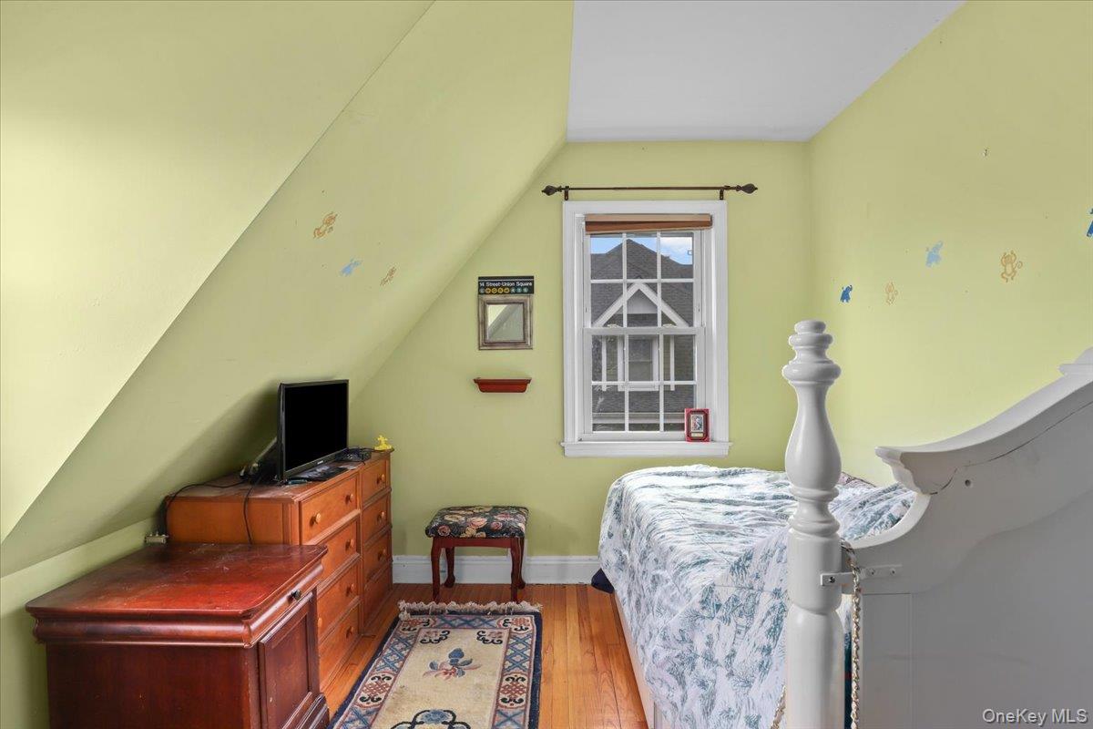 74 White Road Property Photo 20