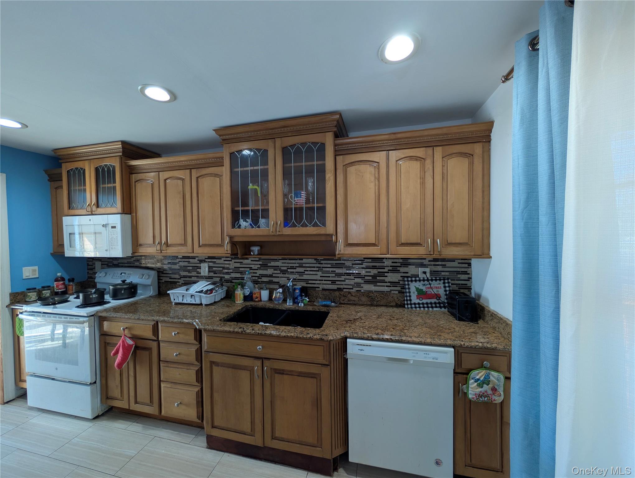 127 Johns Neck Road Property Photo 3