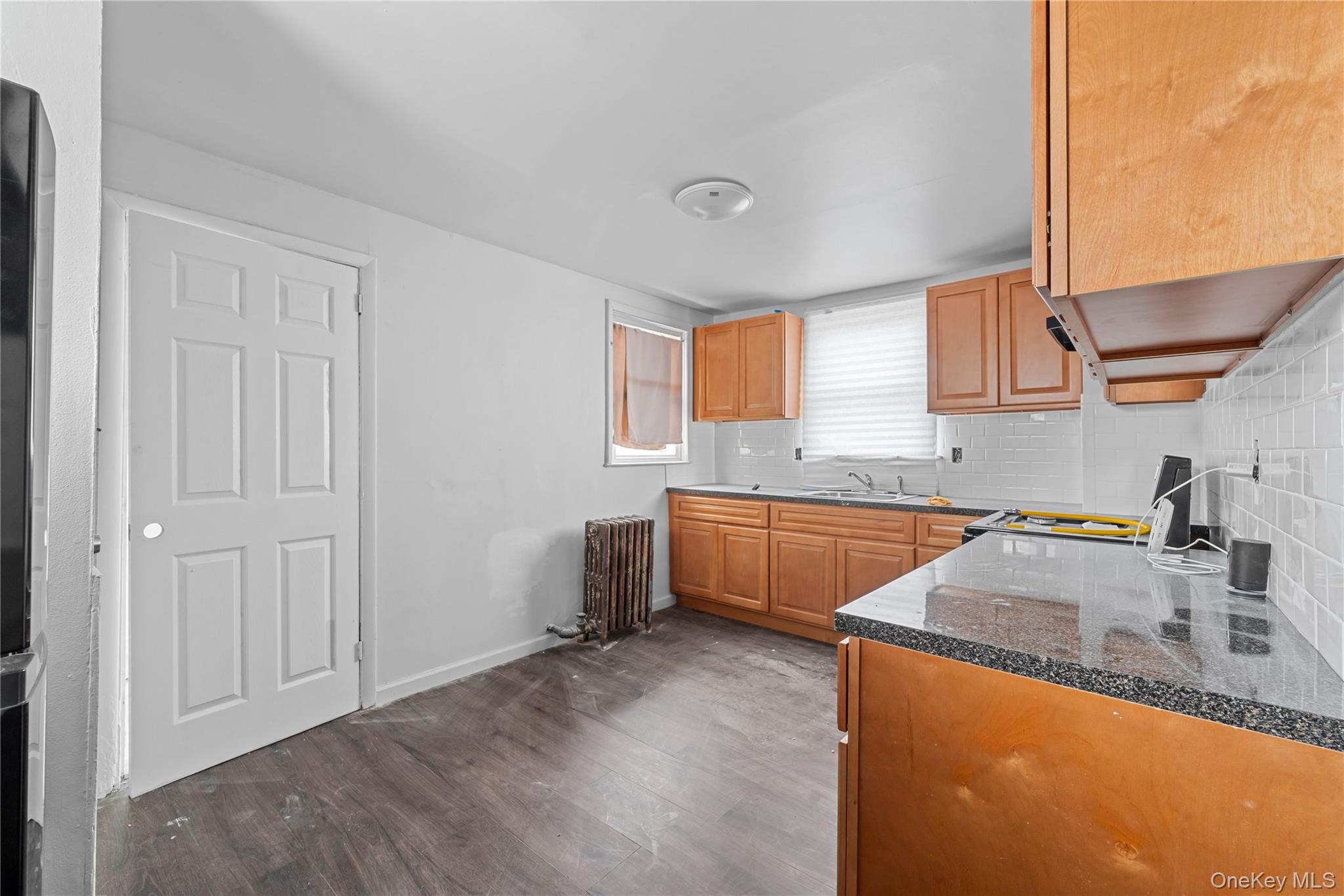 126-19 Sutter Avenue Property Photo 23