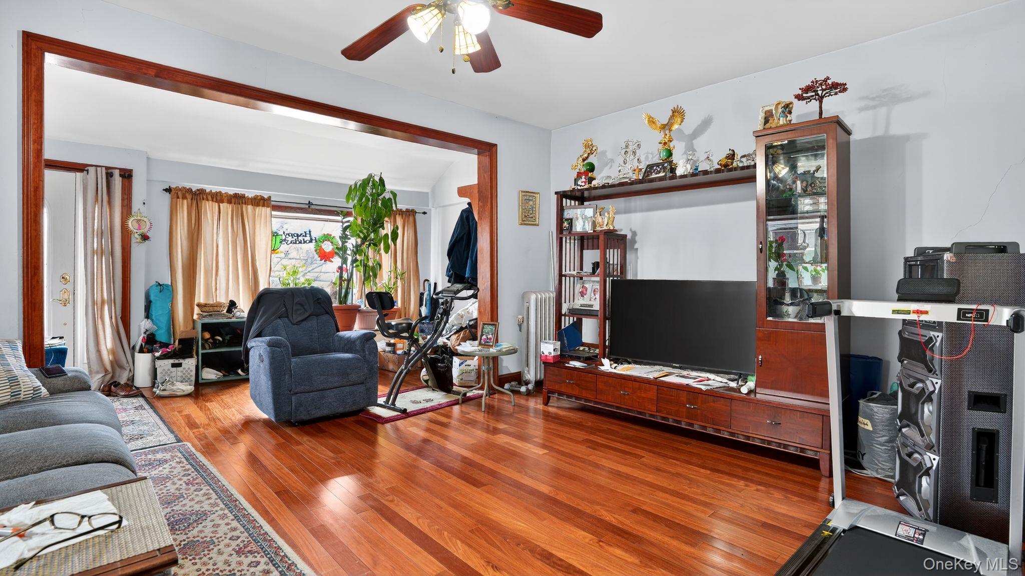 9429 Park Lane Property Photo 5