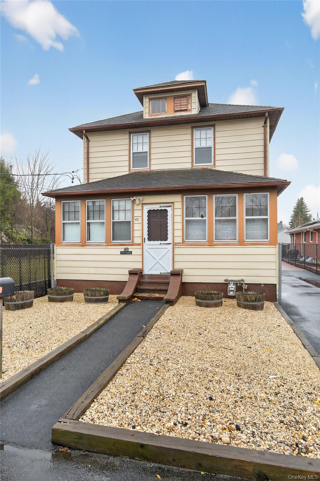 40 E 24th Street Property Photo 2