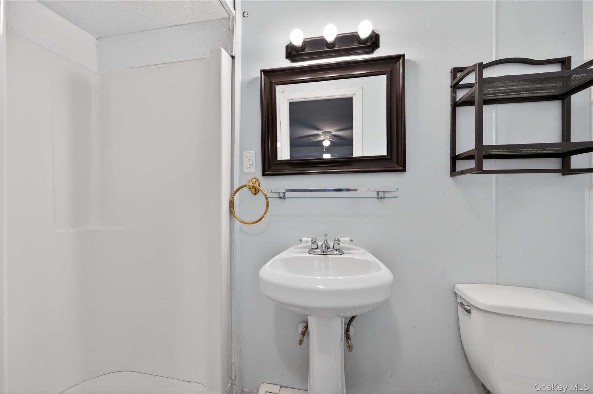 40 E 24th Street Property Photo 14