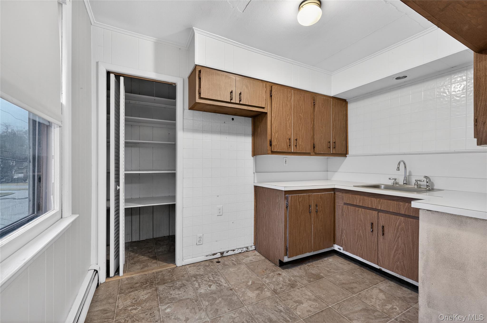 40 E 24th Street Property Photo 24