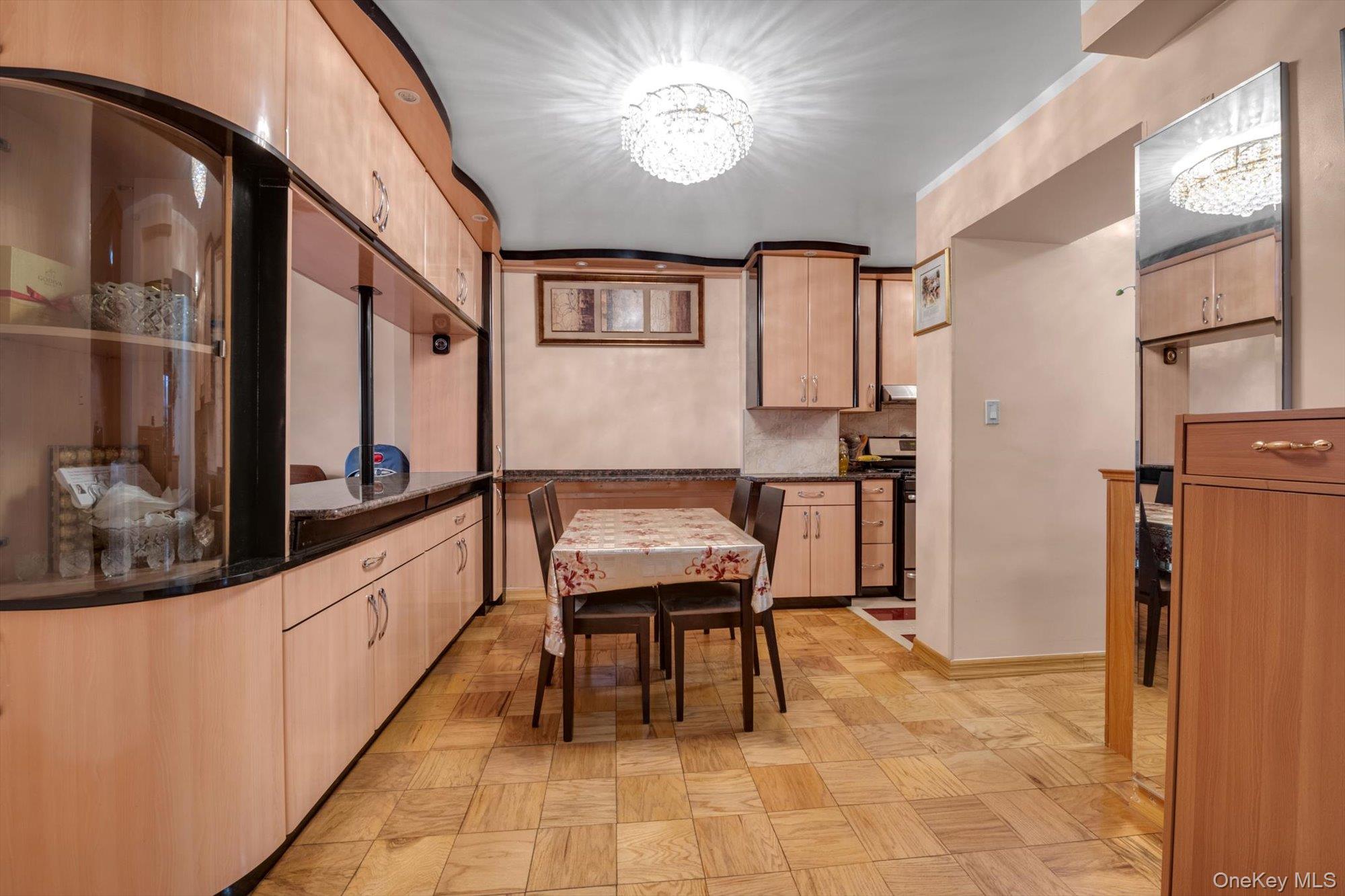 61-20 Grand Central Parkway A307 Property Photo 6