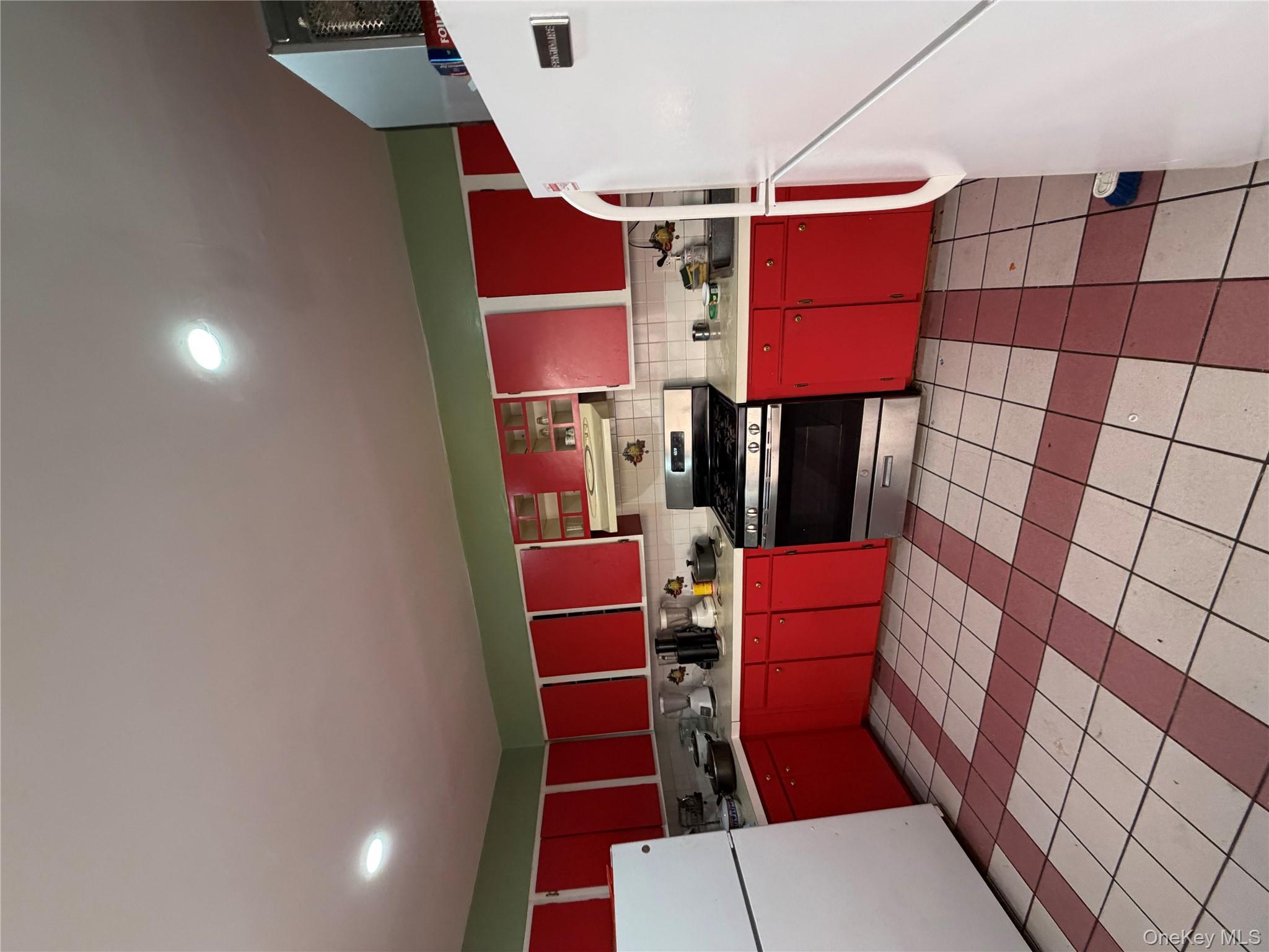 35-13 103rd Street Property Photo 4