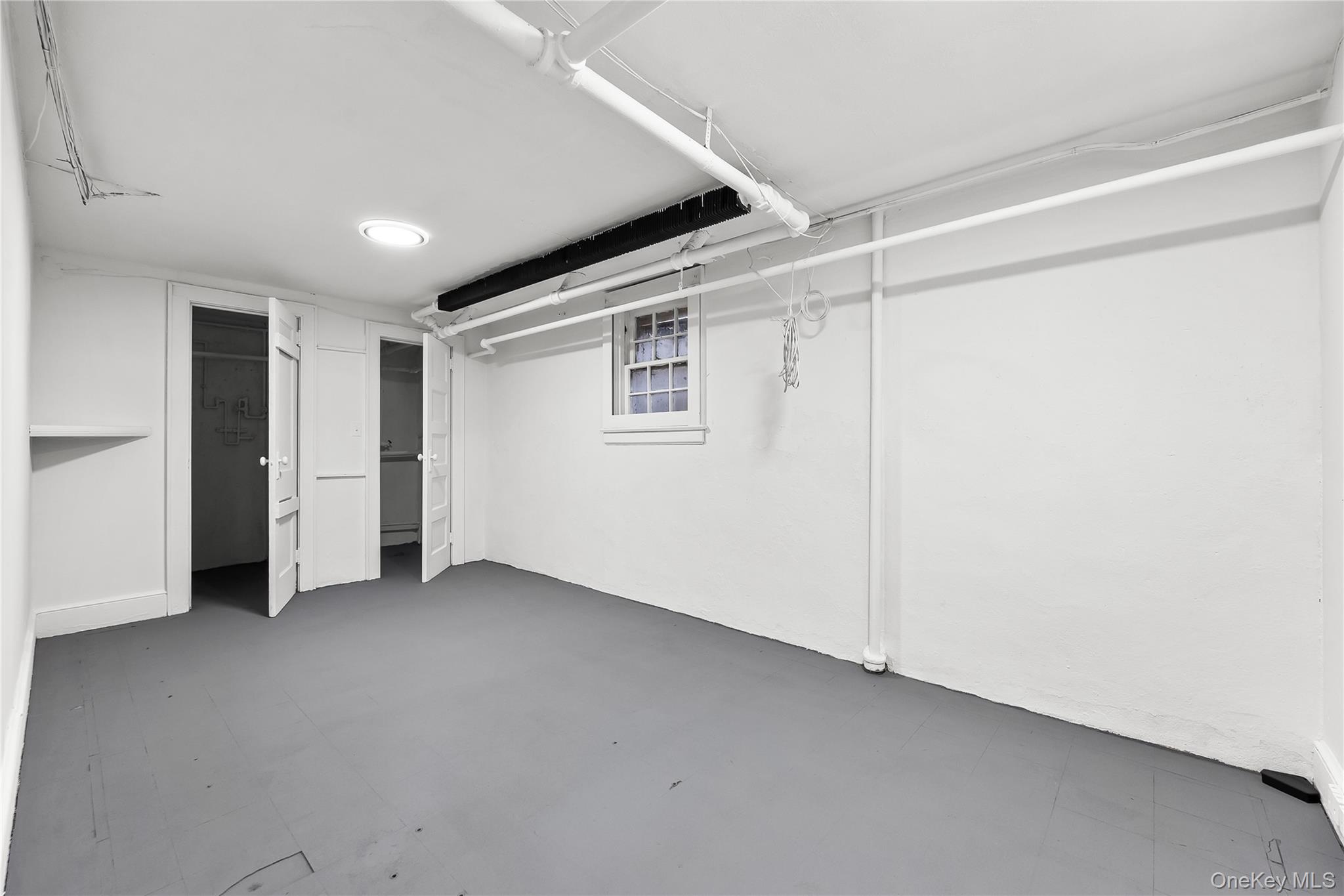 43-24 Morgan Street Property Photo 23