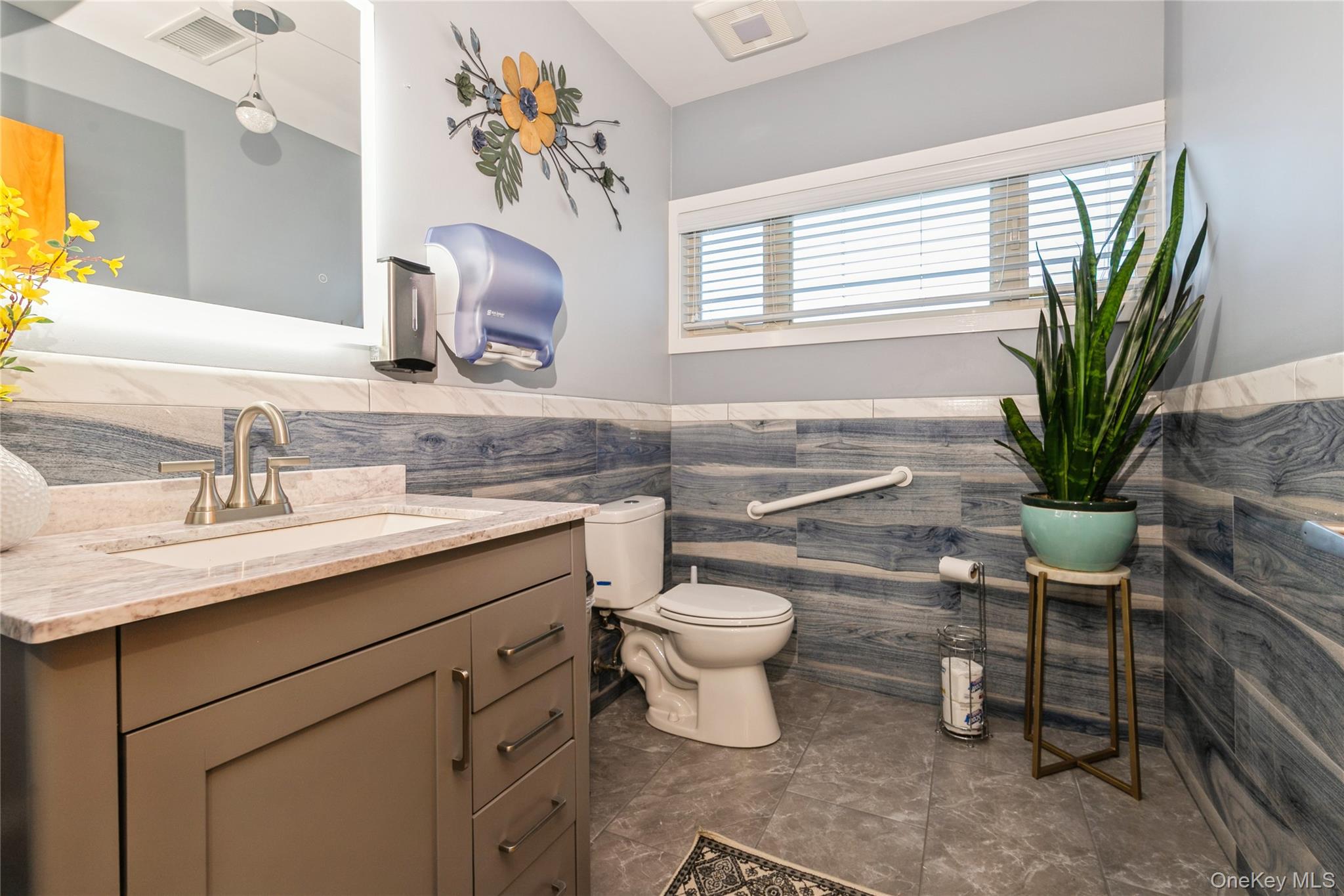 1420 Montauk Highway Suite 2 - Treatment Rm 2 Property Photo 16