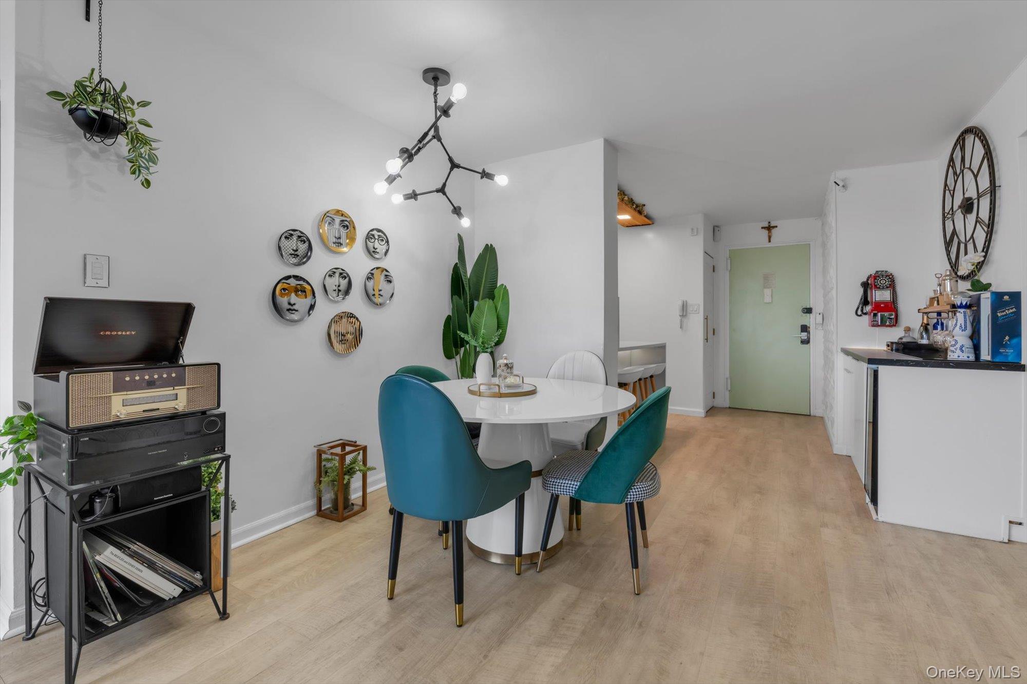 125-10 Queens Boulevard 2205 Property Photo 6