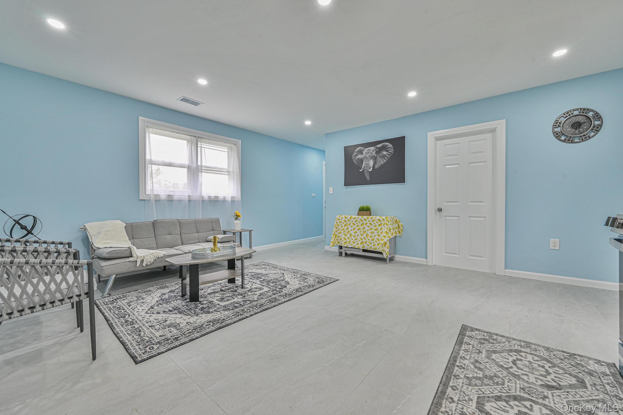 7 Joan Avenue Property Photo 8
