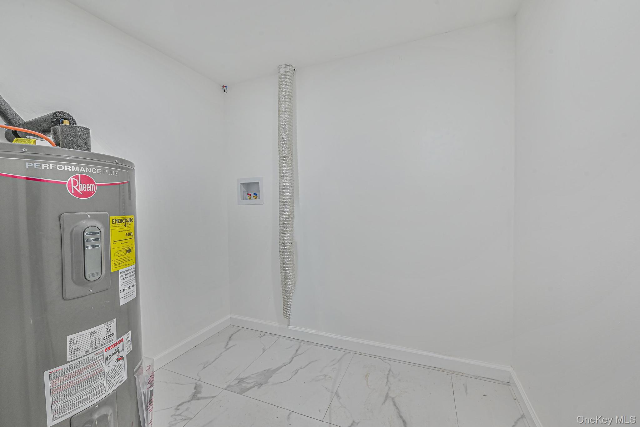 7 Joan Avenue Property Photo 11